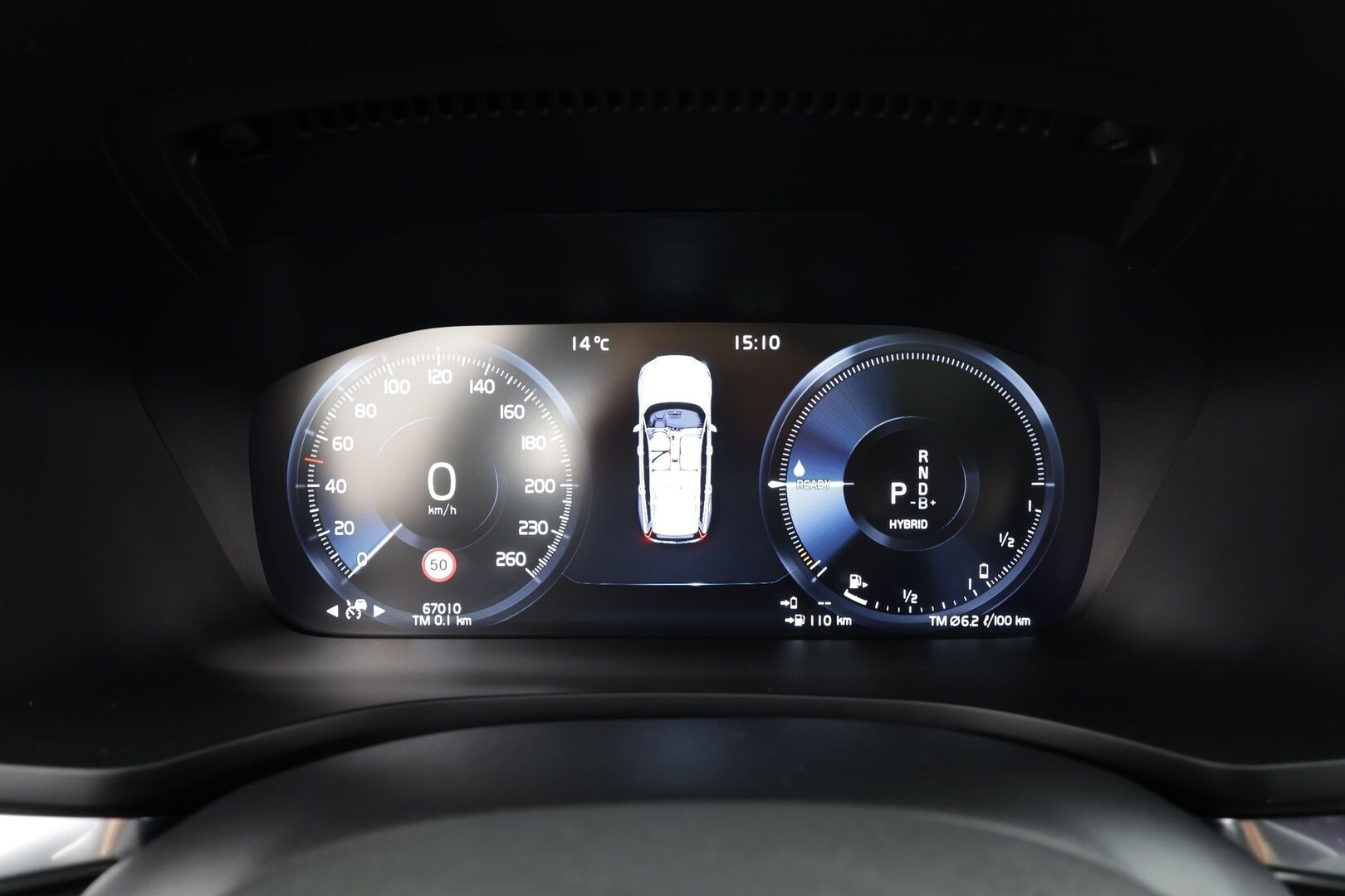 Volvo V60 2020 T8 TwE AWD Inscription aut * ACC / HUD / Panorama / H&K / Muistipenkki / Koukku / Full LED / Webasto / BLIS / 360° / Navi * - Kahdet renkaat aluvanteilla / Merkkihuollettu / Hyvät varusteet!