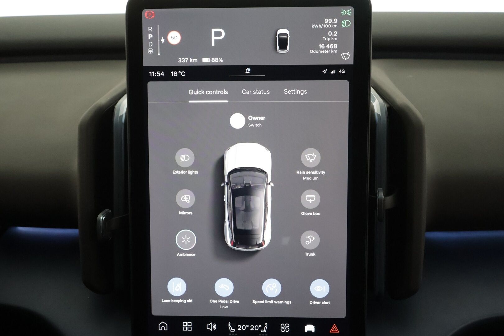 Volvo EX30 2024 Single Extended Range Plus - | ACC | ILP | Harman/Kardon | BLIS | Pilot Assist | P.kamera ja tutkat | Keyless | Ambient light | LED | 1-om suomiauto | 2x renkaat aluin |