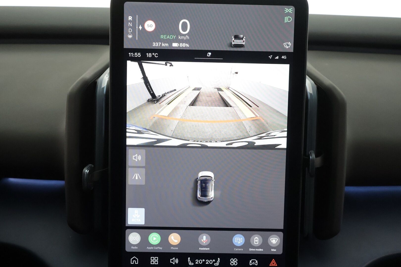Volvo EX30 2024 Single Extended Range Plus - | ACC | ILP | Harman/Kardon | BLIS | Pilot Assist | P.kamera ja tutkat | Keyless | Ambient light | LED | 1-om suomiauto | 2x renkaat aluin |
