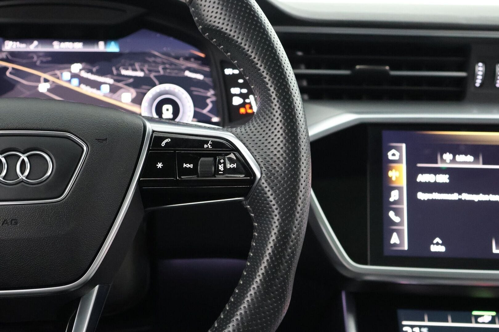 Audi A7 2020 Business Sport 55 TFSI e quattro S tronic S-Line - | Laser-Matrix | 360° | Bang&Olufsen | Kattoluukku | Apple&Android | Flat Bottom | Virtual Cockpit