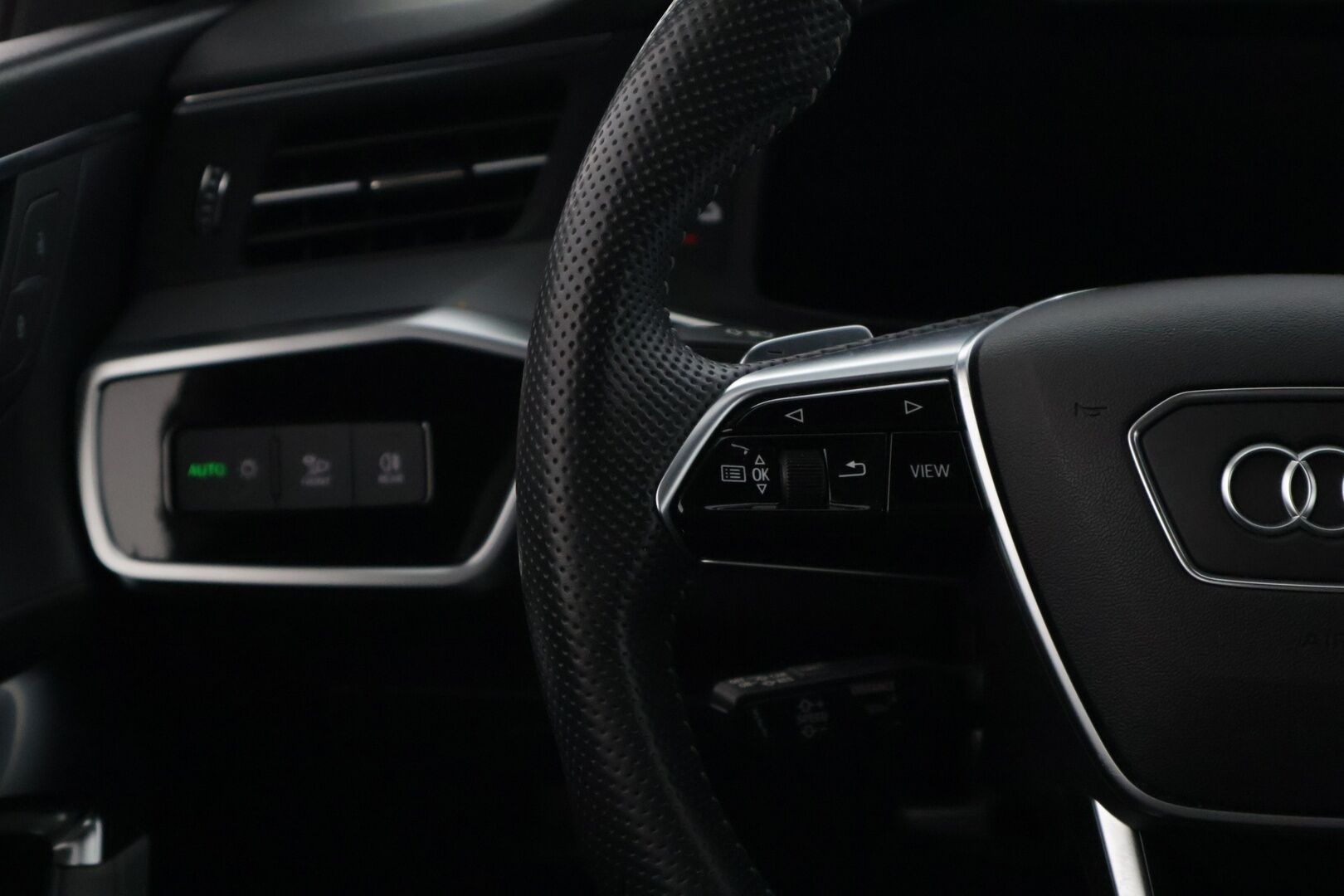 Audi A7 2020 Business Sport 55 TFSI e quattro S tronic S-Line * Adapt. Cruise / Panorama / 360-Kamera / Bang&Olufsen / HD Matrix LED * - * Todella näyttävä ja hyvin varusteltu, merkkihuollettu yksilö! *
