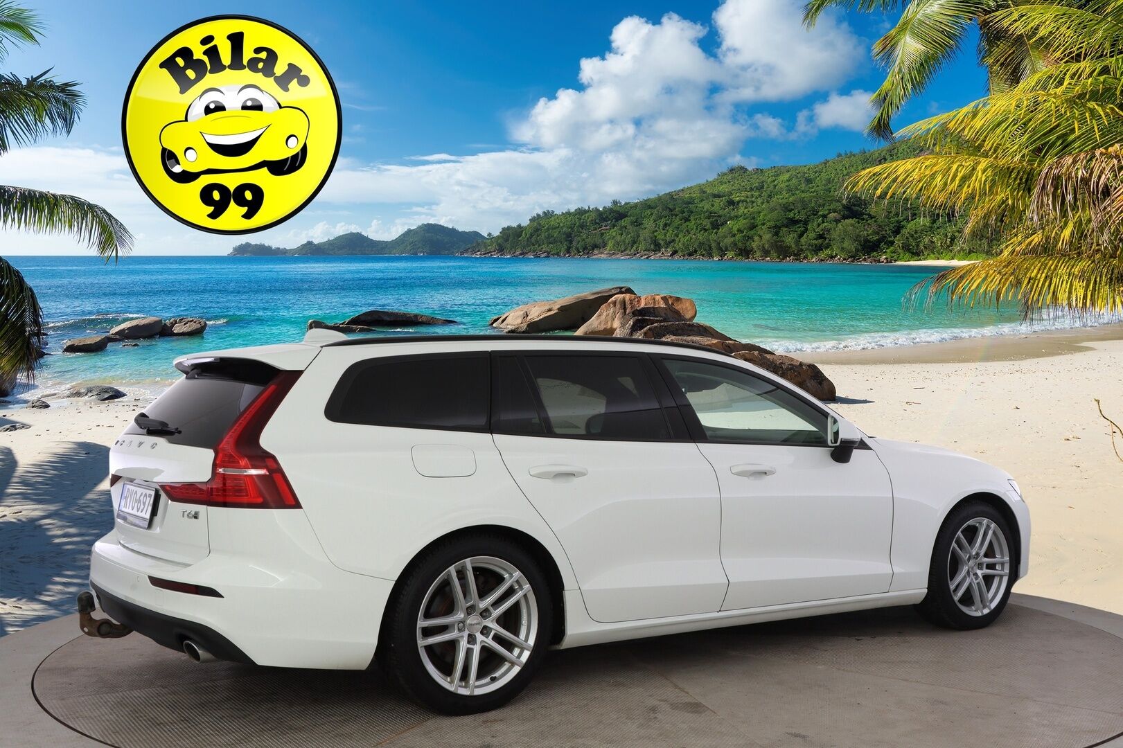 Volvo V60 2020 T6 TwE AWD Momentum aut *Adapt. vakkari / Webasto / VOC / Kaistavahti / Apple&Android / P.kamera / Koukku * - Huippu siisti / Kattavasti varusteltu / Hyvin pidetty!