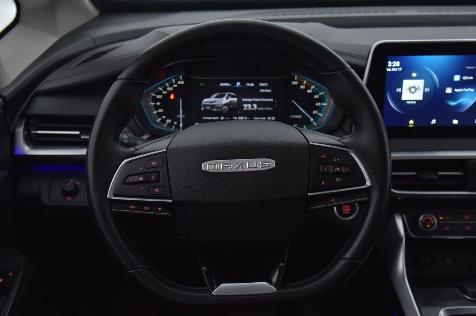 MAXUS EUNIQ 2021 5 Grand Wagon 7 paikkainen - Exclusive - ACC | Nahkasisusta | Sähköpenkki | 360-Kamera | Apple Carplay 