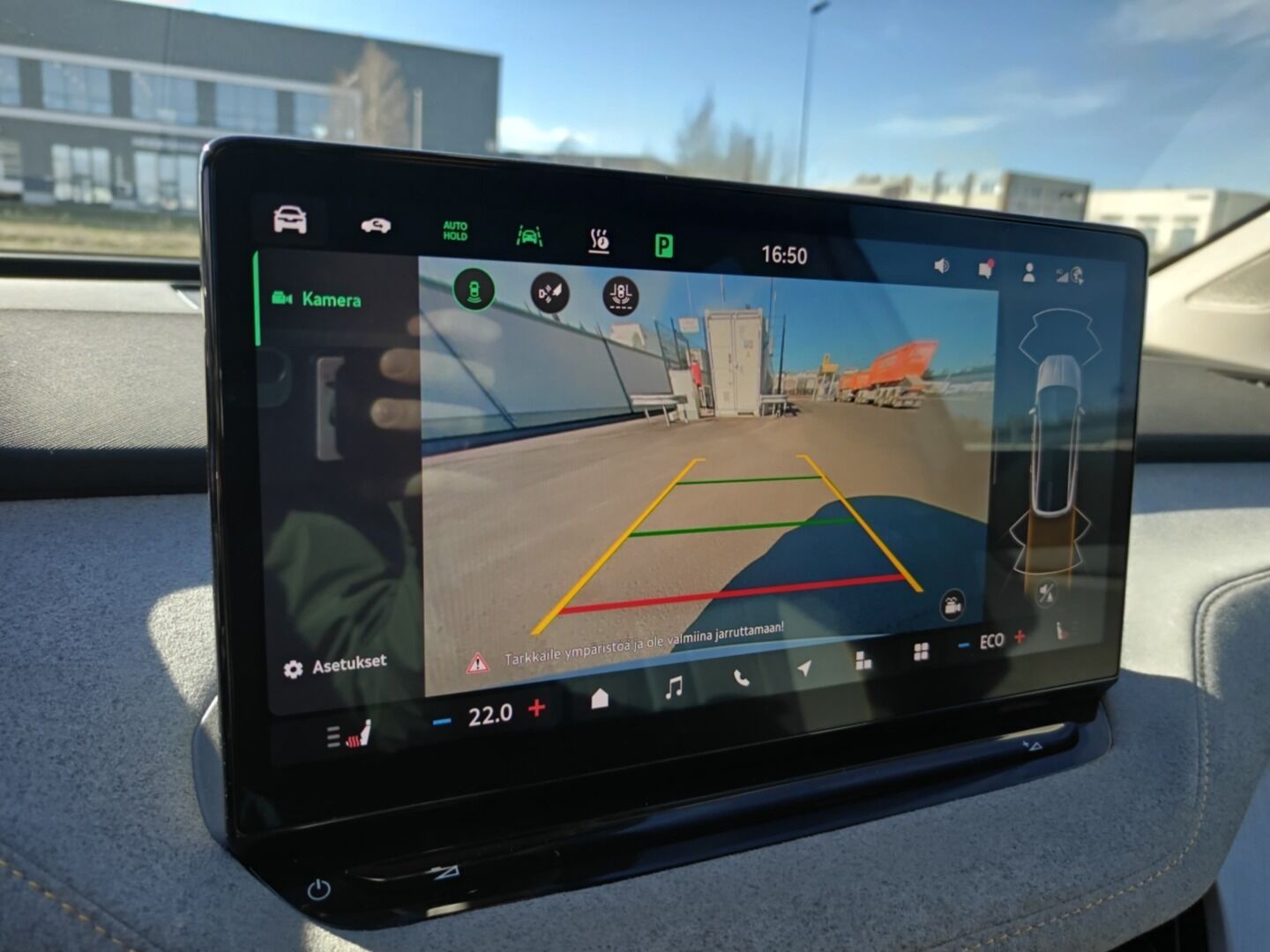 Skoda Enyaq 2024 Coupe 85 BusinessLine * Taittuva vetokoukku / Adapt.vakkari / Peruutuskamera / Panoraama / Sähköinen kuljettajanistuin muistilla // TULOSSA // - HULLUT AVAJAISHULINAT KORKOTARJOUS 3,29 %