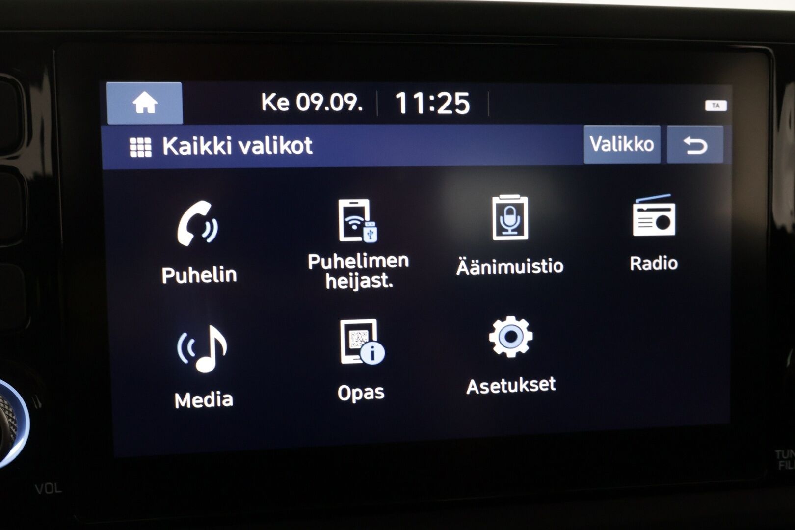 Hyundai i20 Hatchback 2024 1.0 T-GDi 100 hv 7DCT-aut. Comfort MY24 - Ratinlämmitin |P-kamera | Vakkari |2x Renkaat |