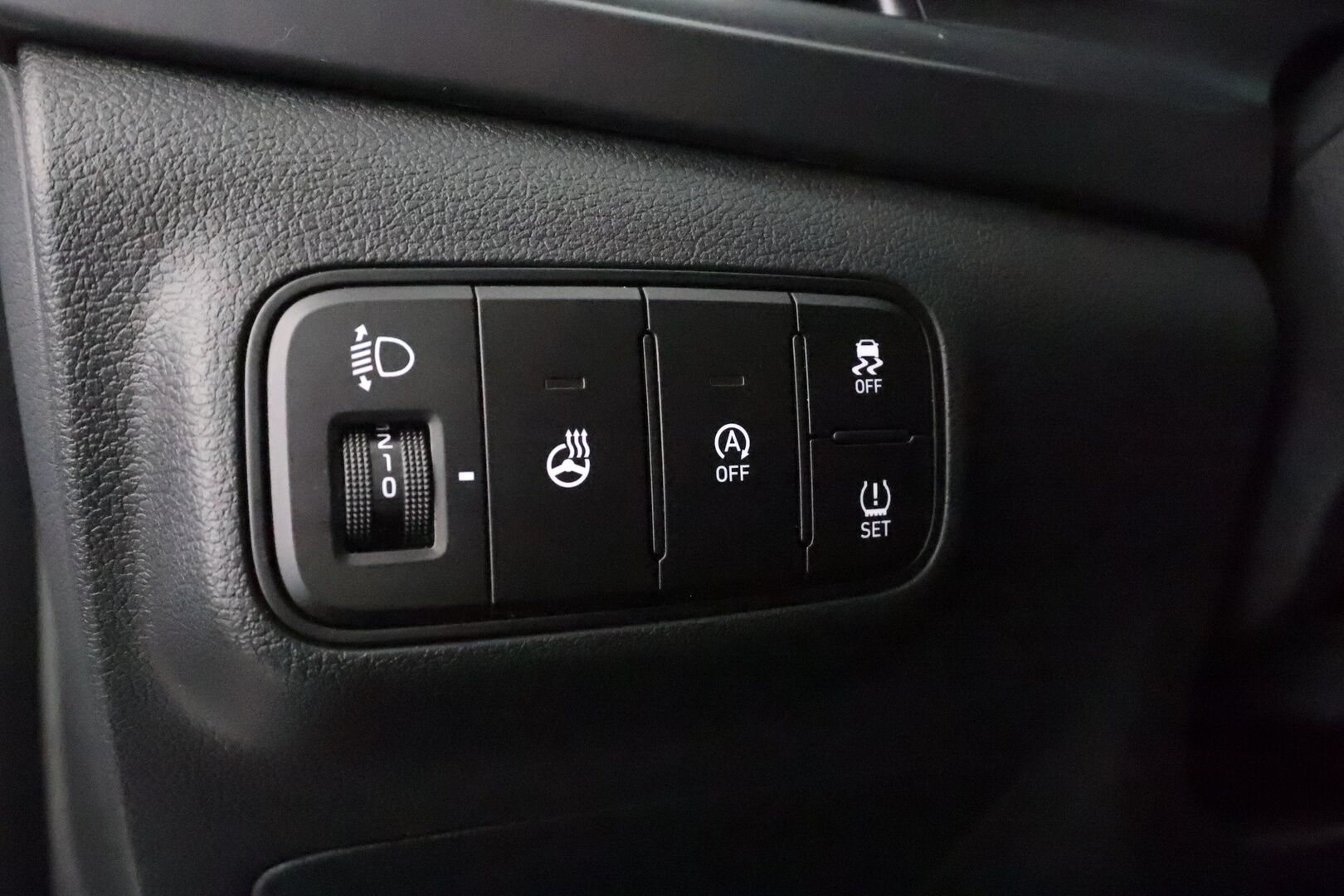 Hyundai i20 Hatchback 2024 1.0 T-GDi 100 hv 7DCT-aut. Comfort MY24 - | Vakkari | Kaistavahti | P.Kamera | LED | Digimittari | Keyless | Ratinlämmitin | Tehdastakuu | Suomi-auto | Kahdet renkaat aluvanteilla | 
