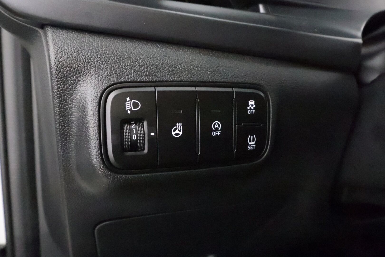 Hyundai i20 Hatchback 2024 1.0 T-GDi 100 hv 7DCT-aut. Comfort MY24 * Vakkari / P.kamera / LED / Ratinlämmitin / Digimittaristo / KeylessGo * - Suomi-auto / 2xRenkaat 