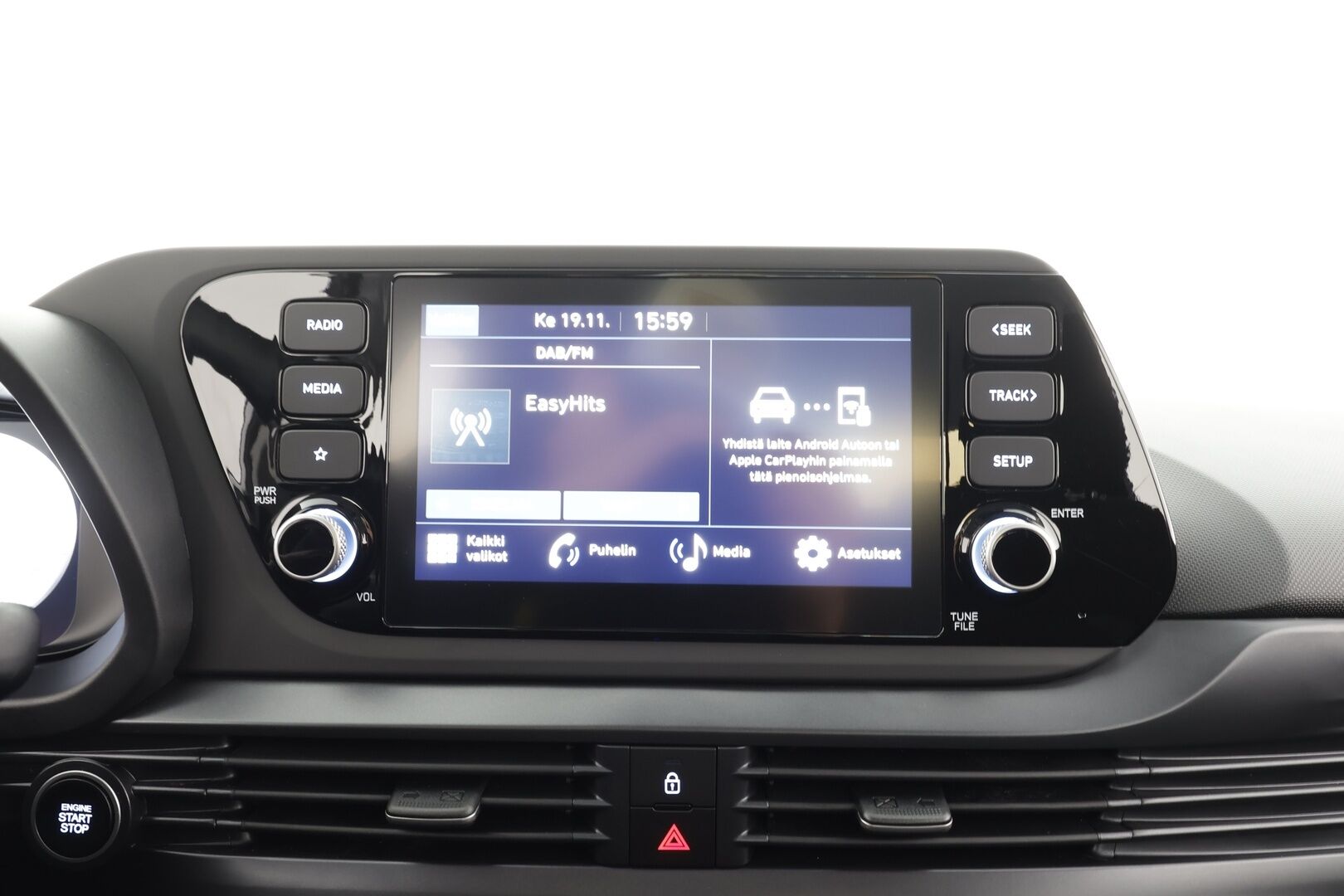 Hyundai i20 Hatchback 2024 1.0 T-GDi 100 hv 7DCT-aut. Comfort MY24 * Vakkari / P.kamera / LED / Digimittaristo / Ratinlämmitin / KeylessGo * - Juuri huollettu! / Suomi-auto / Kahdet renkaat aluvanteilla / Merkkihuollettu