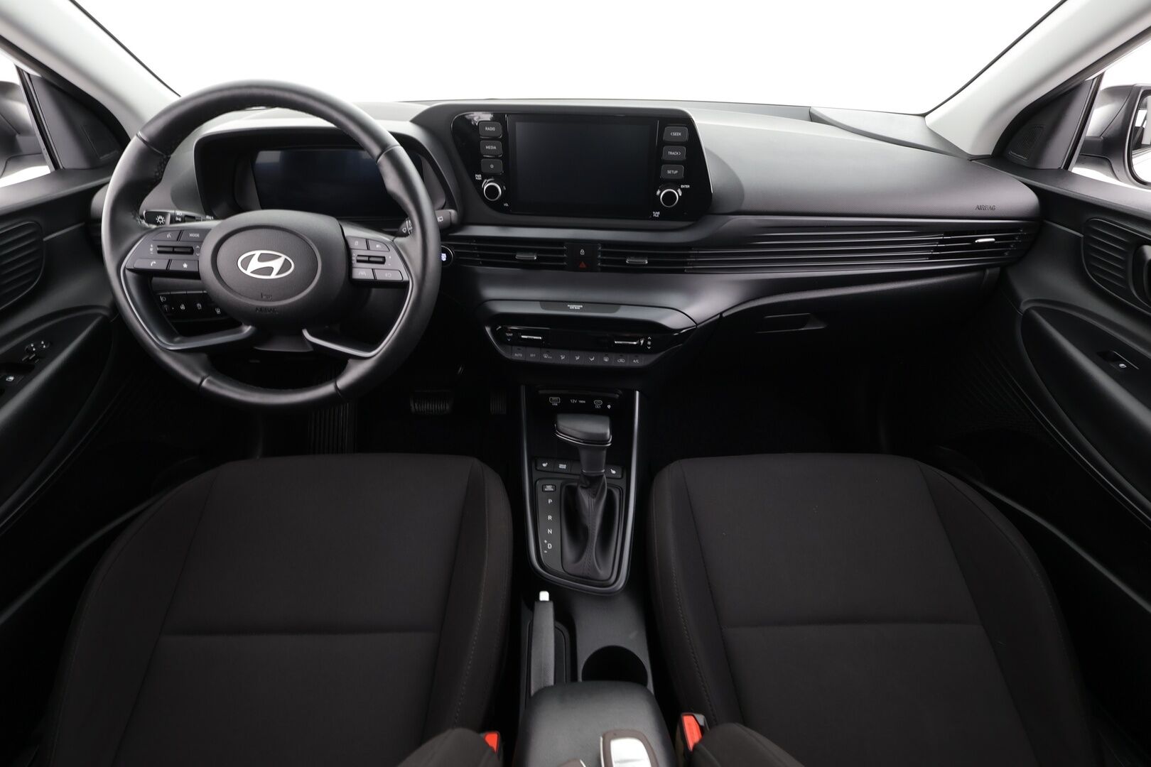 Hyundai i20 Hatchback 2024 1.0 T-GDi 100 hv 7DCT-aut. Comfort MY24 * Vakkari / P.kamera / LED / Digimittaristo / Ratinlämmitin / KeylessGo * - Juuri huollettu! / Suomi-auto / Kahdet renkaat aluvanteilla / Merkkihuollettu