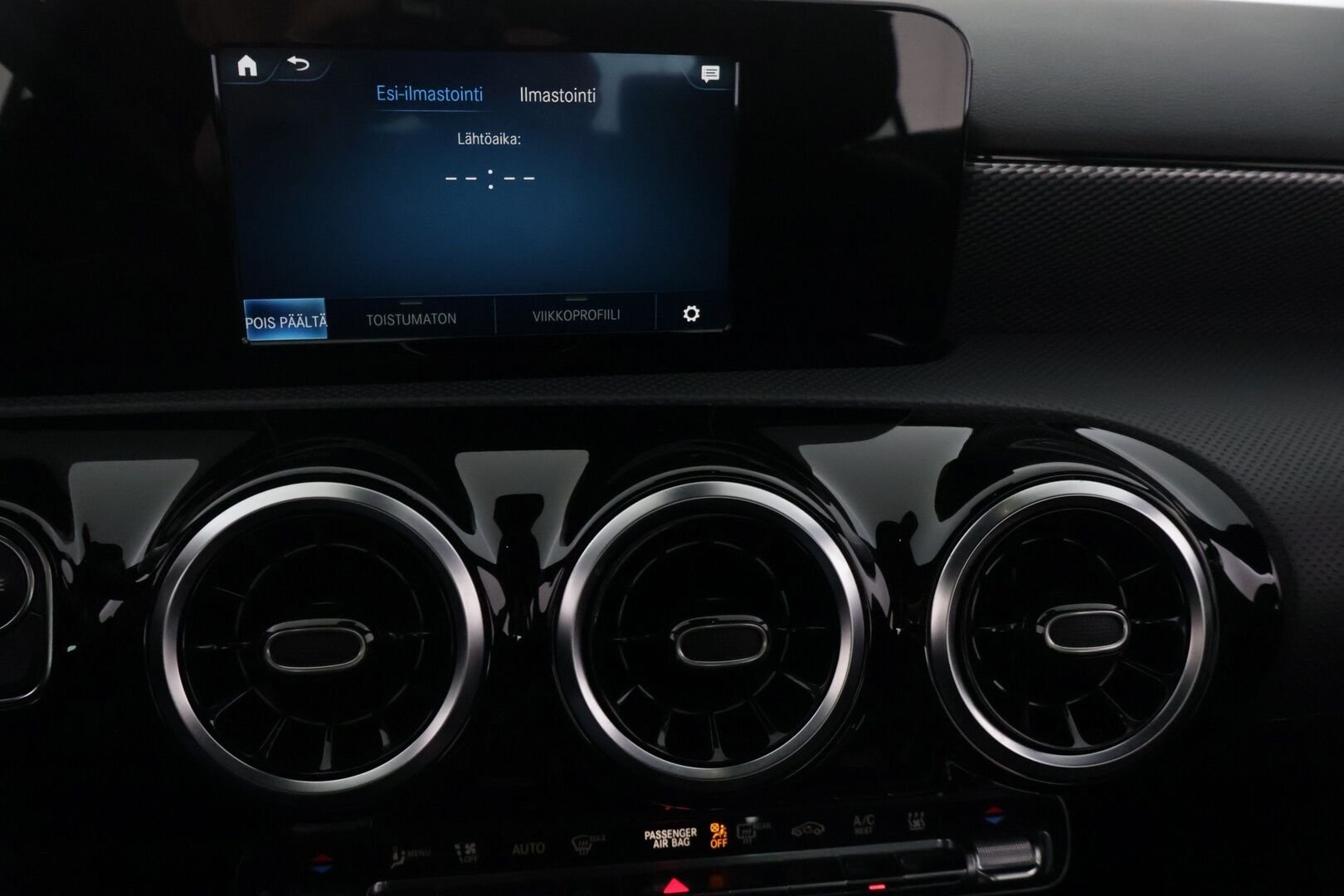 MERCEDES-BENZ A 2021 250 e A Business Style EQ Power *Kaistavahti / Sporttipenkit / P.Kamera / LED High Performance - ajovalot / Apple&Android* - *2x Renkaat ja Vanteet / Juuri huollettu* - HULLUT AVAJAISHULINAT KORKOTARJOUS 3,29 %