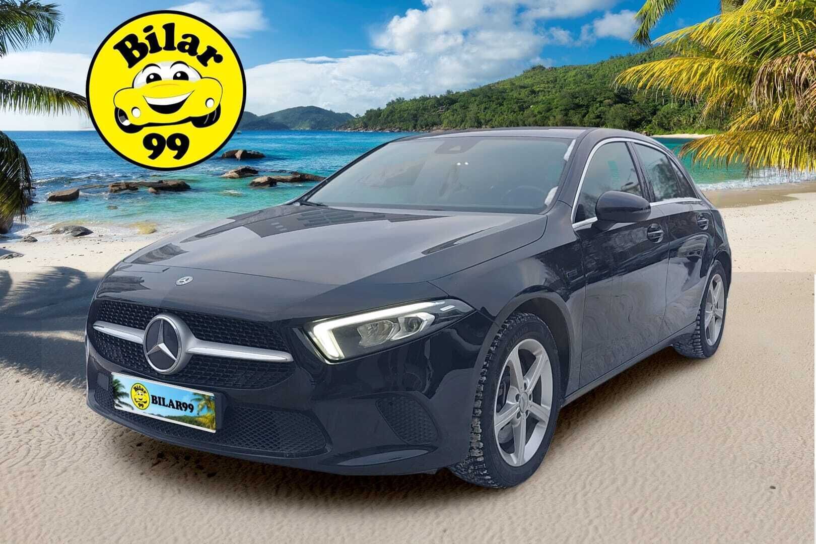 MERCEDES-BENZ A 2020 250 e A Business Style EQ Power *Kaistavahti / Sporttipenkit / P.Kamera / LED High Performance - ajovalot / Apple&Android* - *2x Renkaat ja Vanteet / Juuri huollettu*