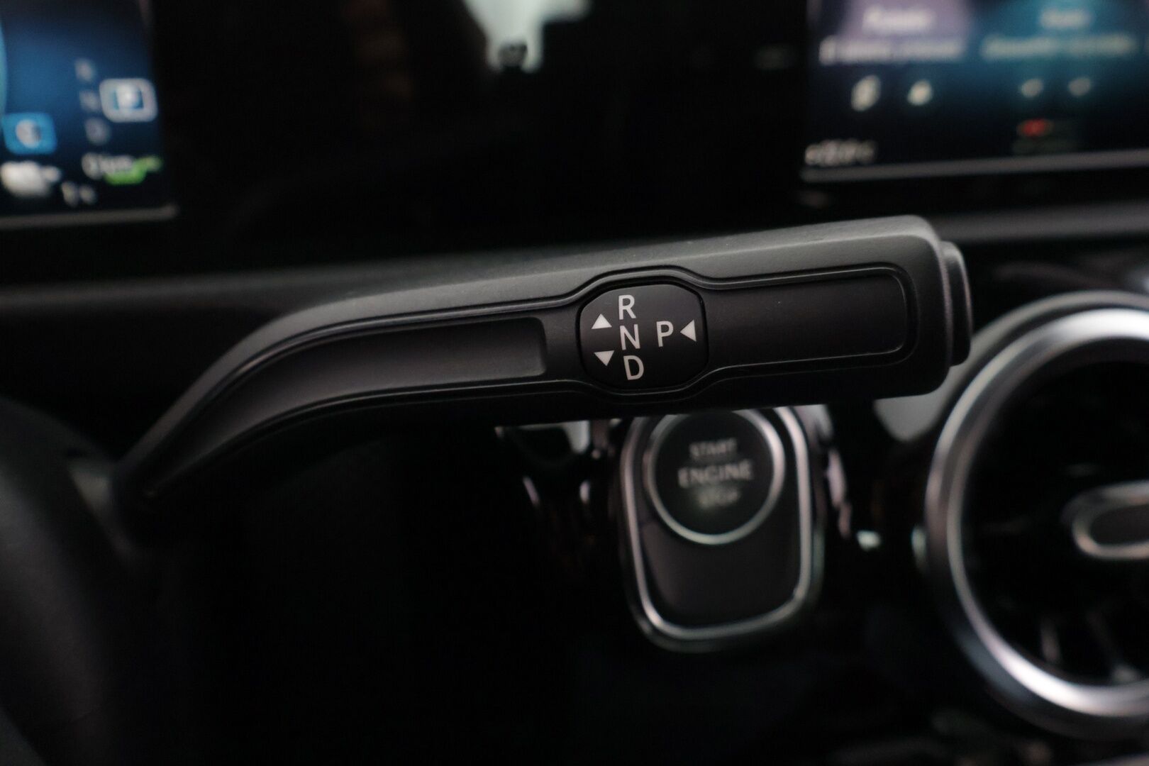 MERCEDES-BENZ A 2021 250 e A Business Style EQ Power *Kaistavahti / Sporttipenkit / P.Kamera / LED High Performance - ajovalot / Apple&Android* - *2x Renkaat ja Vanteet / Juuri huollettu*