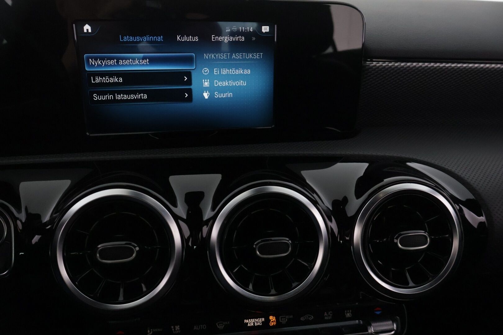 MERCEDES-BENZ A 2021 250 e A Business Style EQ Power *Kaistavahti / Sporttipenkit / P.Kamera / LED High Performance - ajovalot / Apple&Android* - *2x Renkaat ja Vanteet / Juuri huollettu*