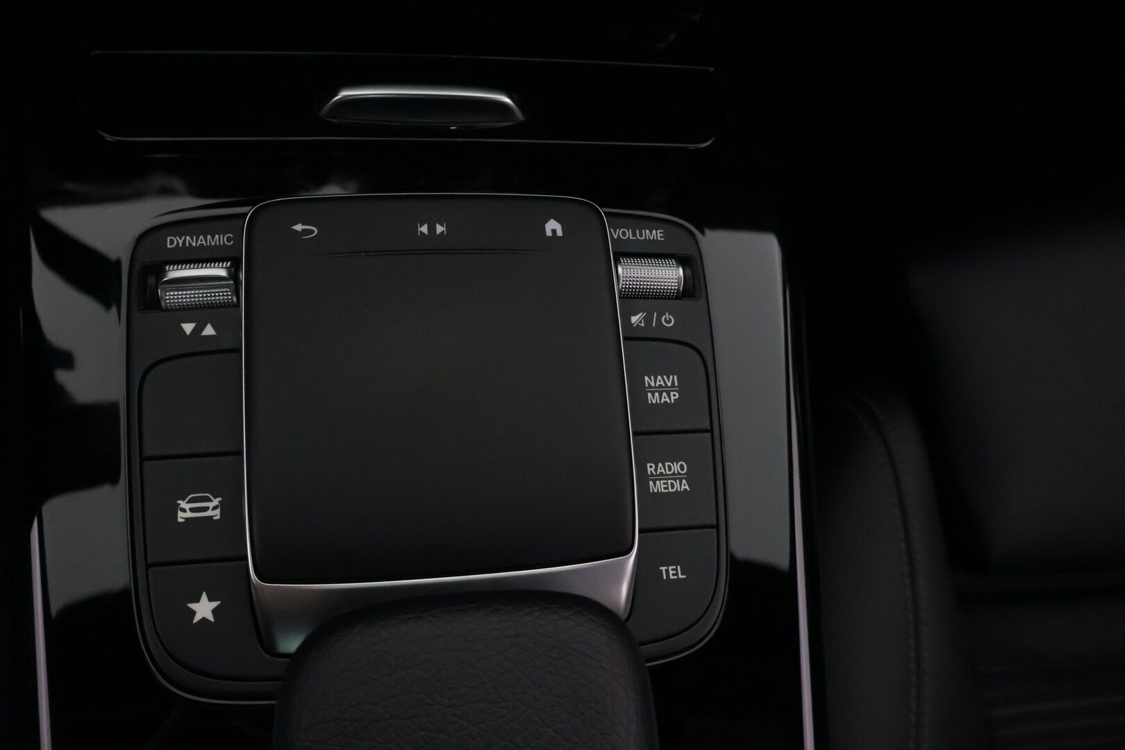 MERCEDES-BENZ A 2021 250 e A Business Style EQ Power *Kaistavahti / Sporttipenkit / P.Kamera / LED High Performance - ajovalot / Apple&Android* - *2x Renkaat ja Vanteet / Juuri huollettu*