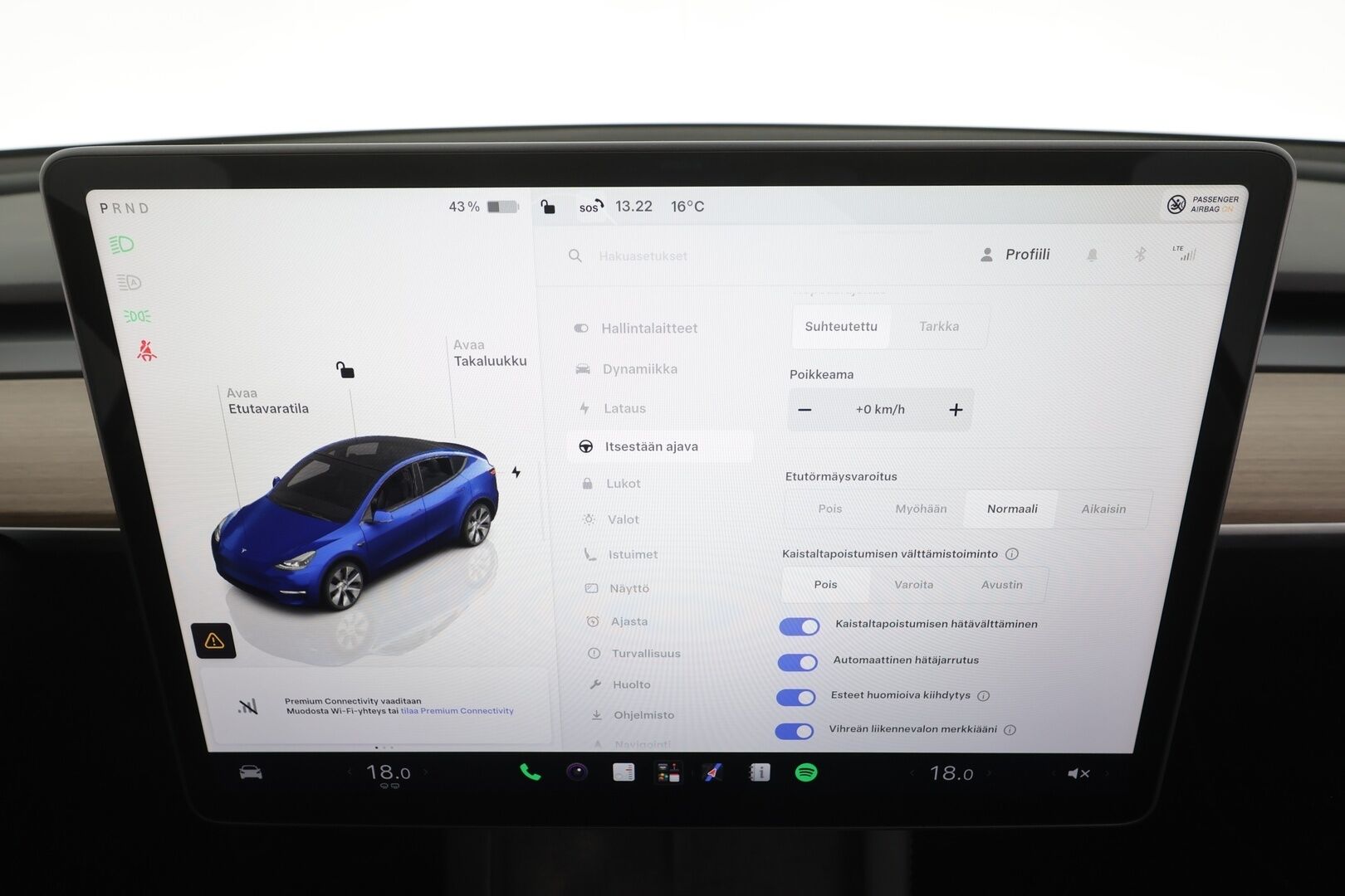 Tesla Model Y 2024 RWD - | ILP | Koukku | ACC | Lasikatto | Matrix | P.Kamera | Muistipenkki | Premium Audio | Navi | Kaistavahti | Keyless | 1-om Suomi-auto | Kahdet renkaat | 2x Latauskaapelit |