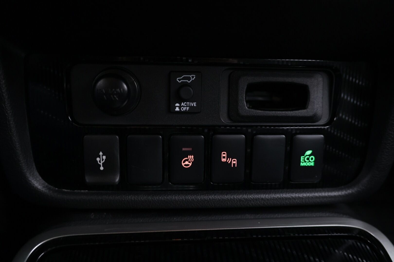 Mitsubishi Outlander PHEV 2020 Intense Business 4WD 5P - | Timanttinahat | ACC | Sähköpenkit | Upea yksilö