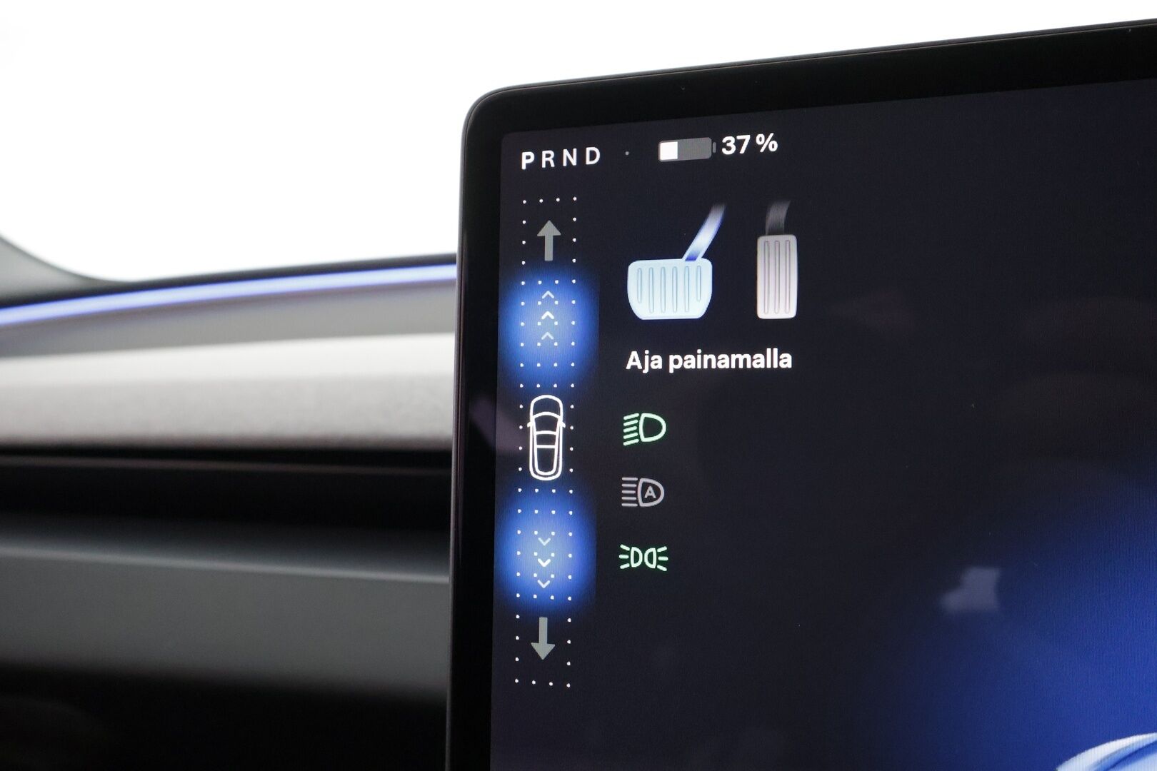 Tesla Model 3 2024 Long Range * Koukku / ILP / ACC / Lasikatto / Matrix-LED / P.Kamera / Ilmastoitu Muistipenkki / Premium Audio * - Suomi-auto / Kahdet renkaat aluvanteilla