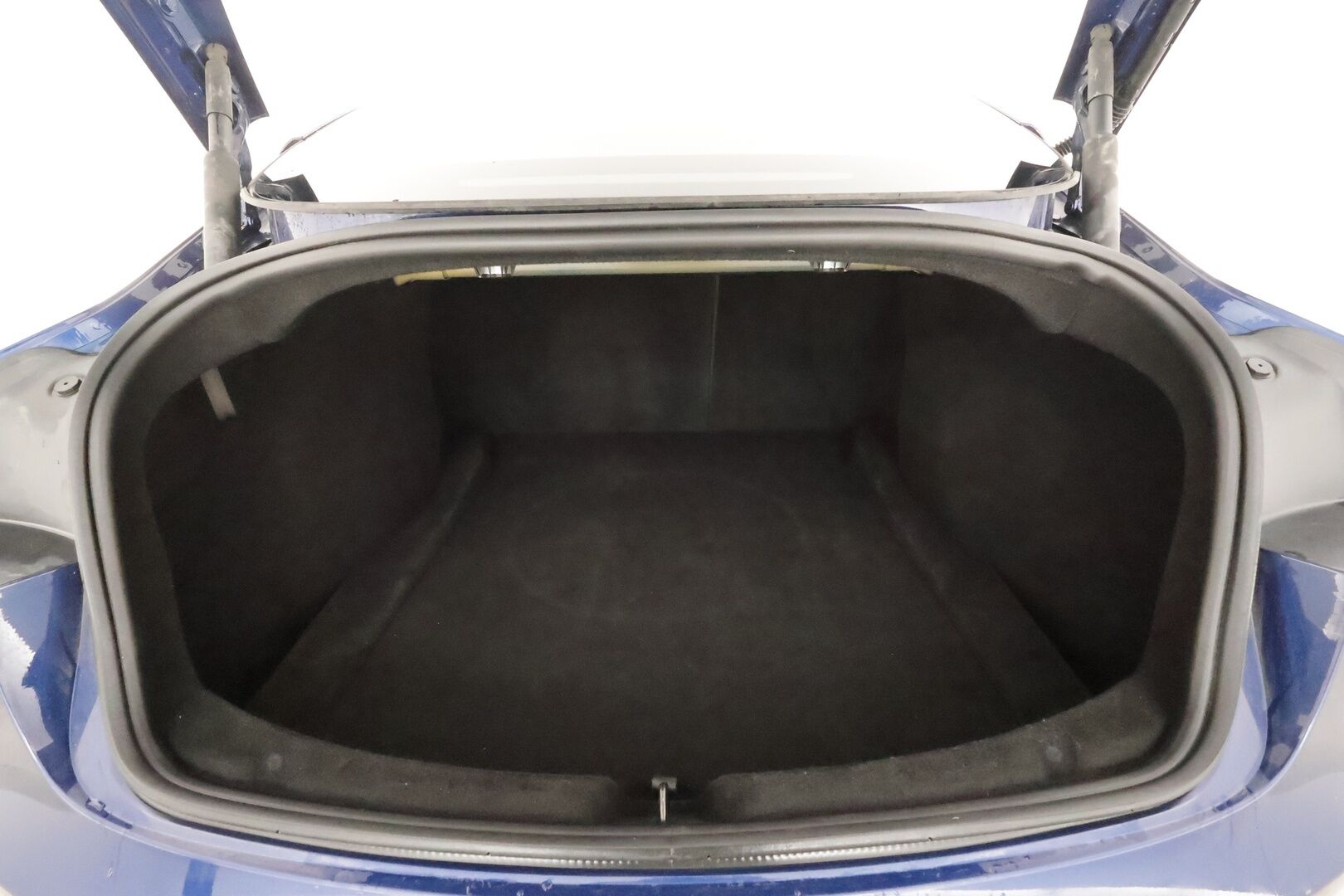 Tesla Model 3 2024 Long Range * Koukku / ILP / ACC / Lasikatto / Matrix-LED / P.Kamera / Ilmastoitu Muistipenkki / Premium Audio * - Suomi-auto / Kahdet renkaat aluvanteilla