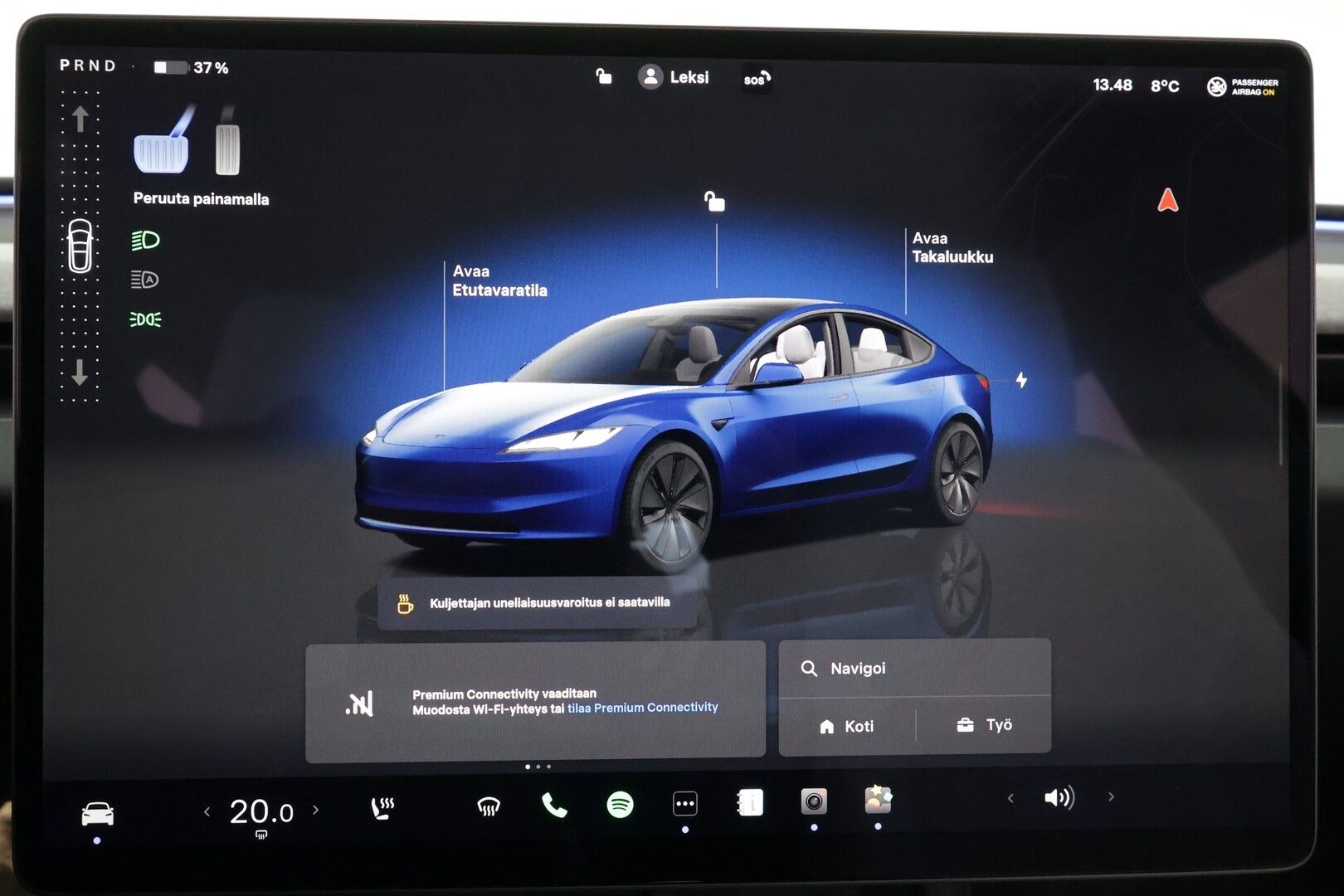 Tesla Model 3 2024 Long Range * Koukku / ILP / ACC / Lasikatto / Matrix-LED / P.Kamera / Ilmastoitu Muistipenkki / Premium Audio * - Suomi-auto / Kahdet renkaat aluvanteilla