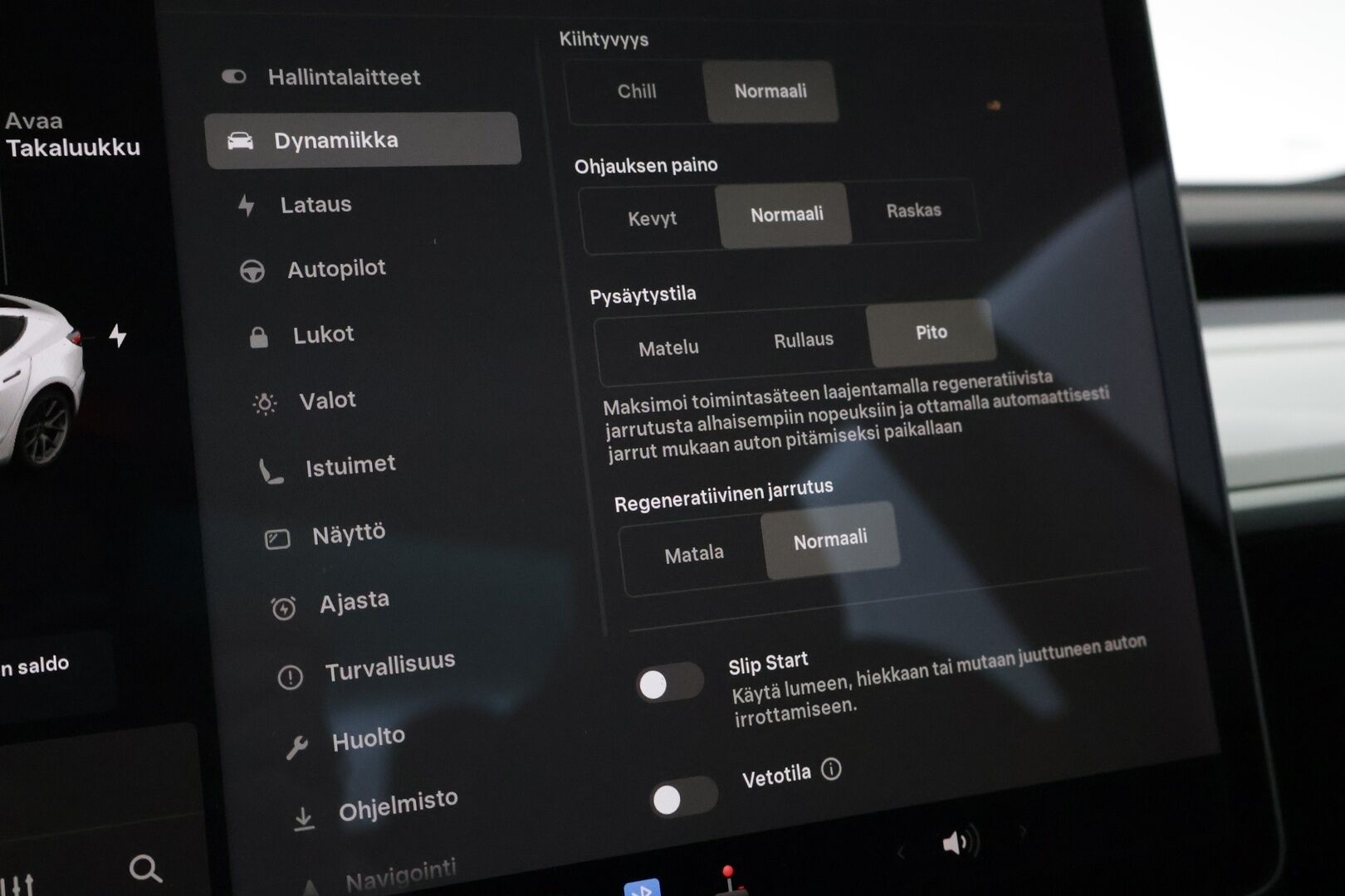 TESLA MODEL 3 2020 Standard Range Plus / Autopilot / Vetokoukku / Lasikatto / Premium Audio Sentry / Peruutuskamera - Kahdet renkaat / Takuuta jäljellä