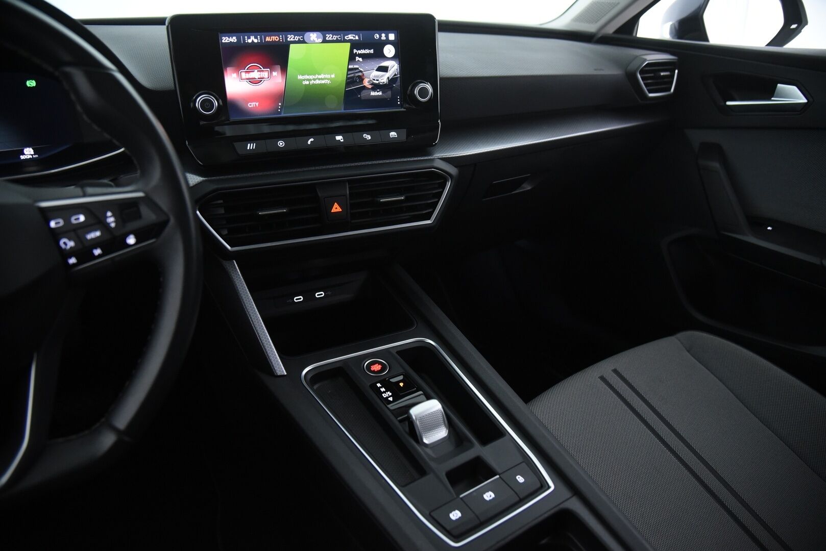 SEAT LEON SPORTSTOURER 2021 1,5 eTSI 150 Hybrid Style DSG ** Webasto / Adapt. vak / Vetokoukku / Full Link / Kaistavahti **