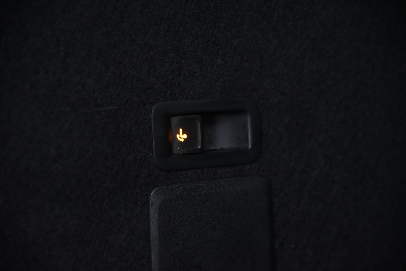 SEAT LEON SPORTSTOURER 2021 1,5 eTSI 150 Hybrid Style DSG ** Webasto / Adapt. vak / Vetokoukku / Full Link / Kaistavahti **