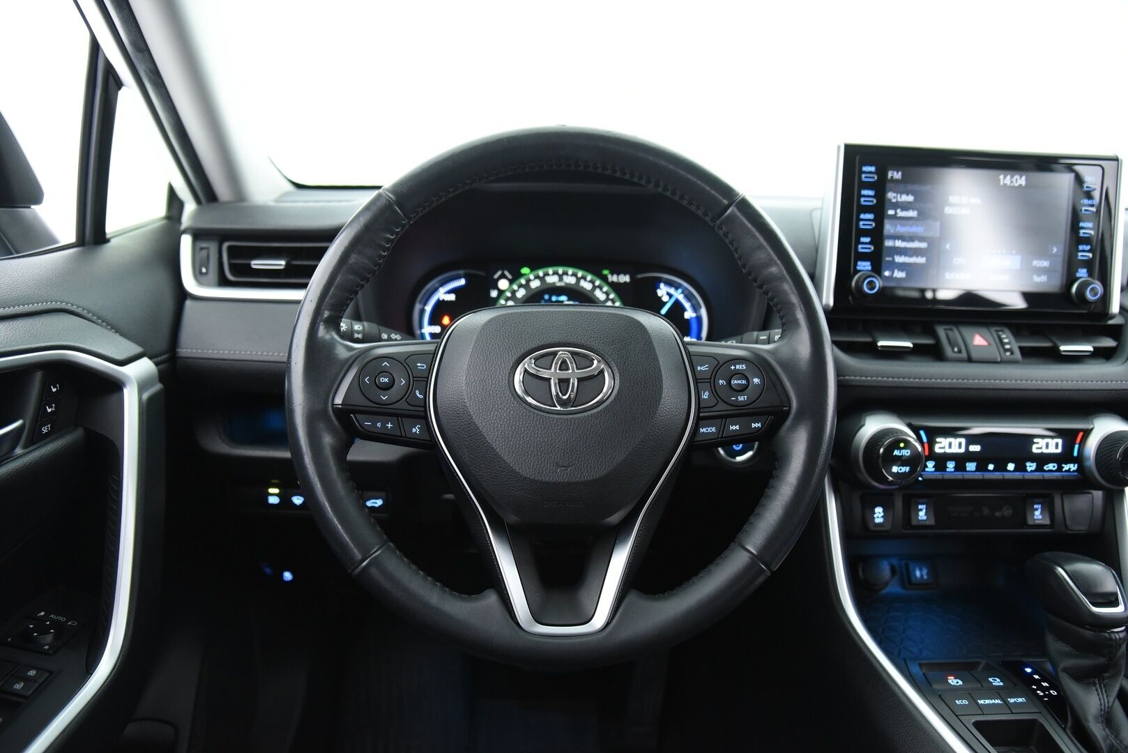 TOYOTA RAV4 2020 2.5 Hybrid Executive aut. *Adapt.Vakkari / Muistipenkki / Nahkasisusta / P.Kamera / Navi / KeylessGo / Sähköluukku* - 3,99 % KORKOTARJOUS TÄHÄN AUTOON - Huippuvarusteet / Tehokas & Luotettava tekniikka! 