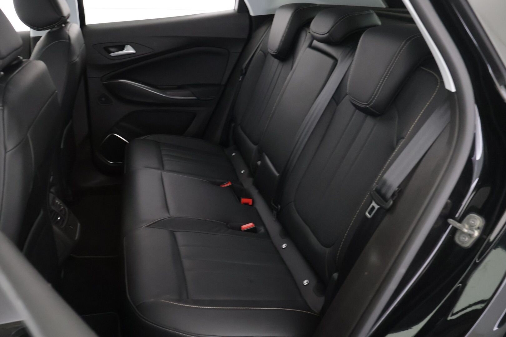 OPEL GRANDLAND X 2020 PHEV Executive 300 Turbo A8 AWD - *Adapt.Vakkari / Ilmastoidut Nahkapenkit / Peruutuskamera / Muistipenkit / Vetokoukku / KeylessGo*