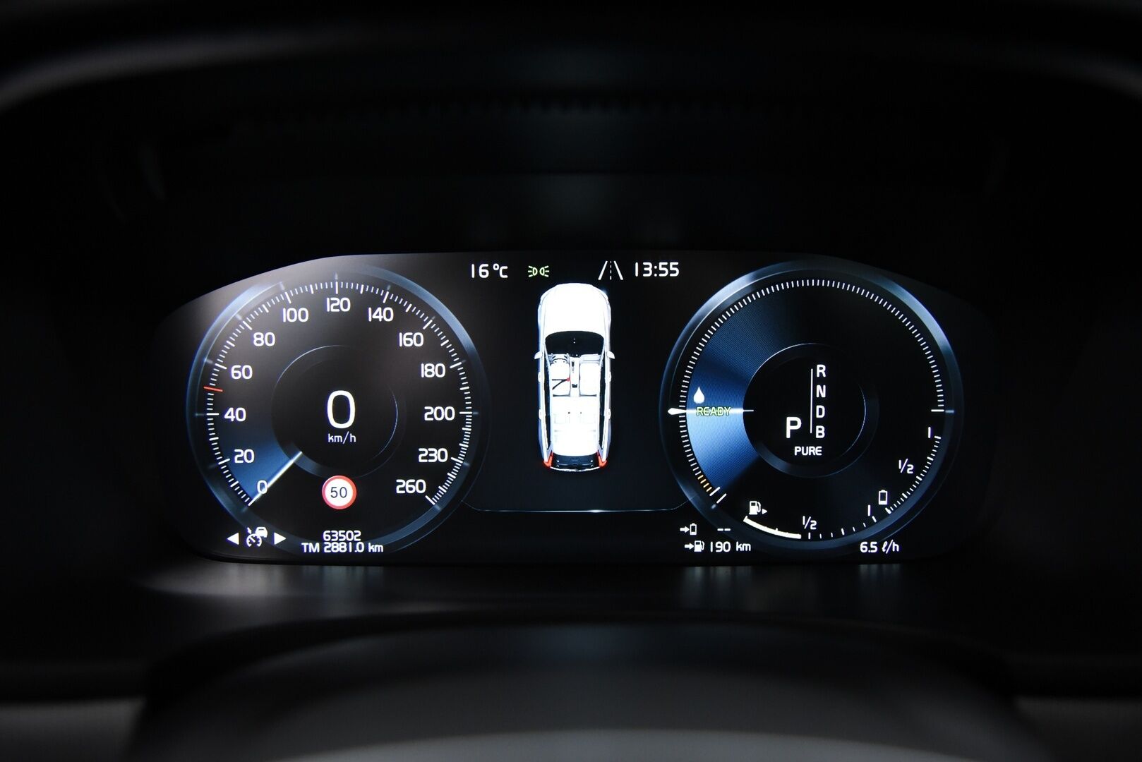 Volvo V90 2019 T8 AWD Recharge R-Desing Aut MY19 / Adapt.Vakkari / Webasto / Panorama / Harman&Kardon / 360° Kamera / HUD / BLIS / Navigointi - 3,99 % KORKOTARJOUS TÄHÄN AUTOON - Jakohihna juuri vaihdettu!