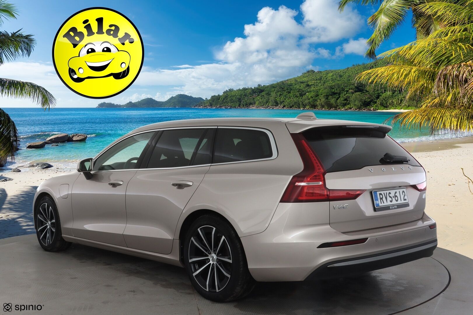 Volvo V60 2024 T6 AWD Long Range Plus Bright aut. - | ACC | Koukku | Sporttinahat muistilla | Panorama | Full-LED Active | P.kamera | BLIS | Pilot Assist | Keyless | 1-om suomiauto | 2x renkaat aluin |
