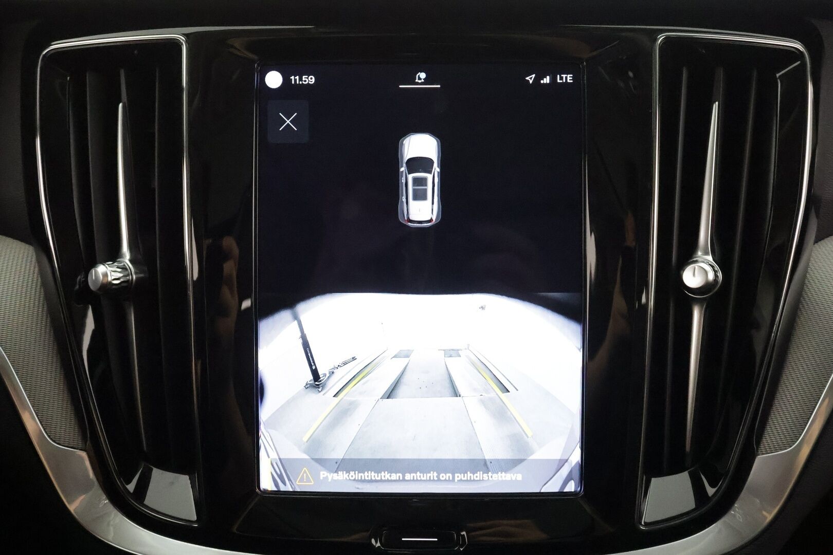 Volvo V60 2024 T6 AWD Long Range Plus Bright aut. - | ACC | Koukku | Sporttinahat muistilla | Panorama | Full-LED Active | P.kamera | BLIS | Pilot Assist | Keyless | 1-om suomiauto | 2x renkaat aluin |