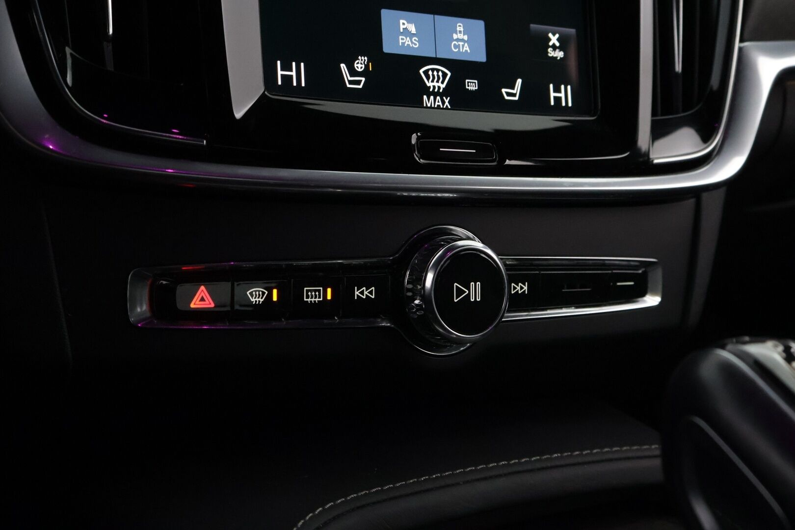 Volvo V90 Cross Country 2019 D4 AWD Plus aut Polestar Engineered * Webasto / Adapt.Vakkari / Hierovat & Ilmastoidut Sporttinahat / 360-Kamera / Koukku - SUPERVARUSTEET / Harvoin tarjolla / Juuri tullut Tampereelle!