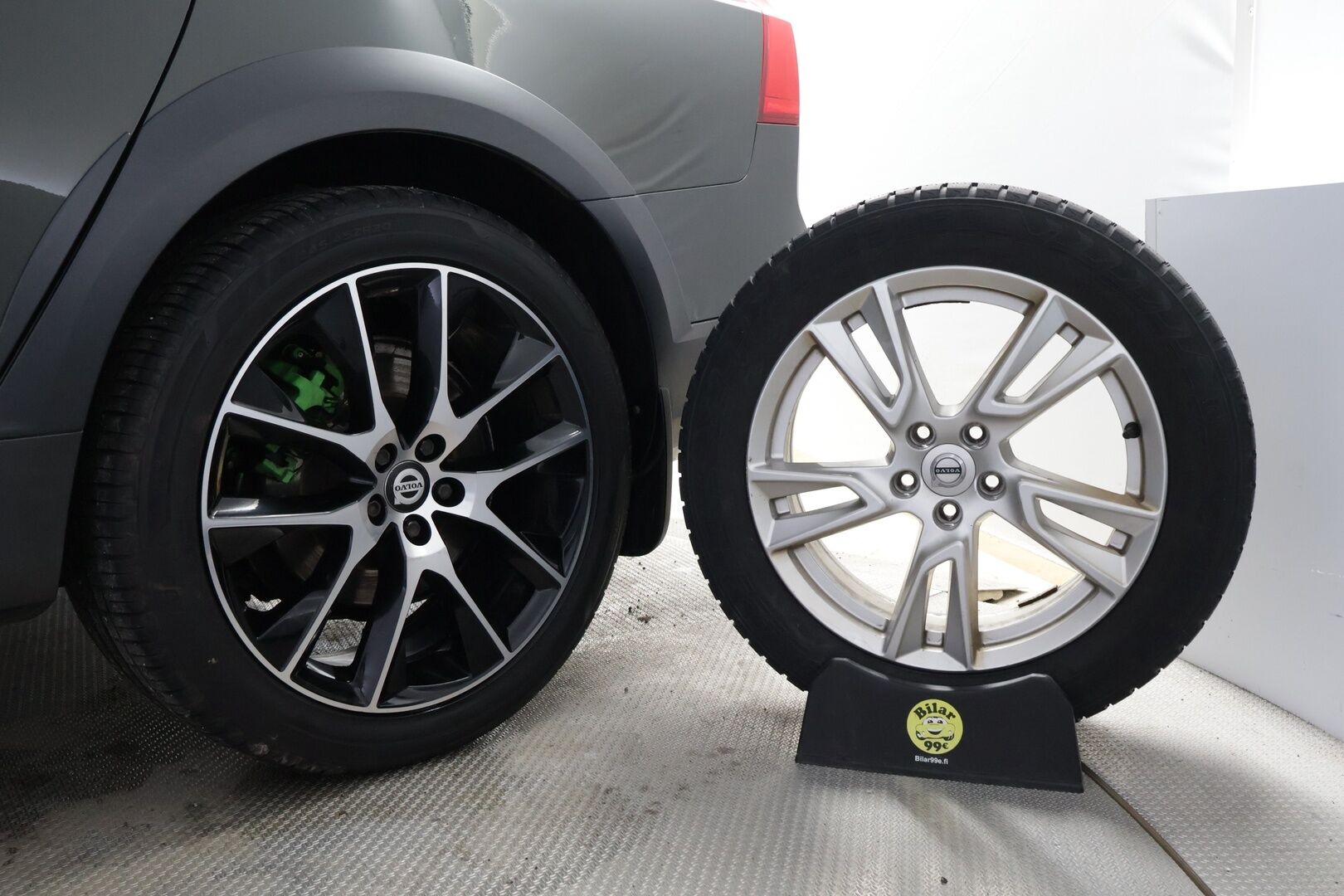 Volvo V90 Cross Country 2019 D4 AWD Plus aut Polestar Engineered * Webasto / Adapt.Vakkari / Hierovat & Ilmastoidut Sporttinahat / 360-Kamera / Koukku - SUPERVARUSTEET / Harvoin tarjolla / Juuri tullut Tampereelle!