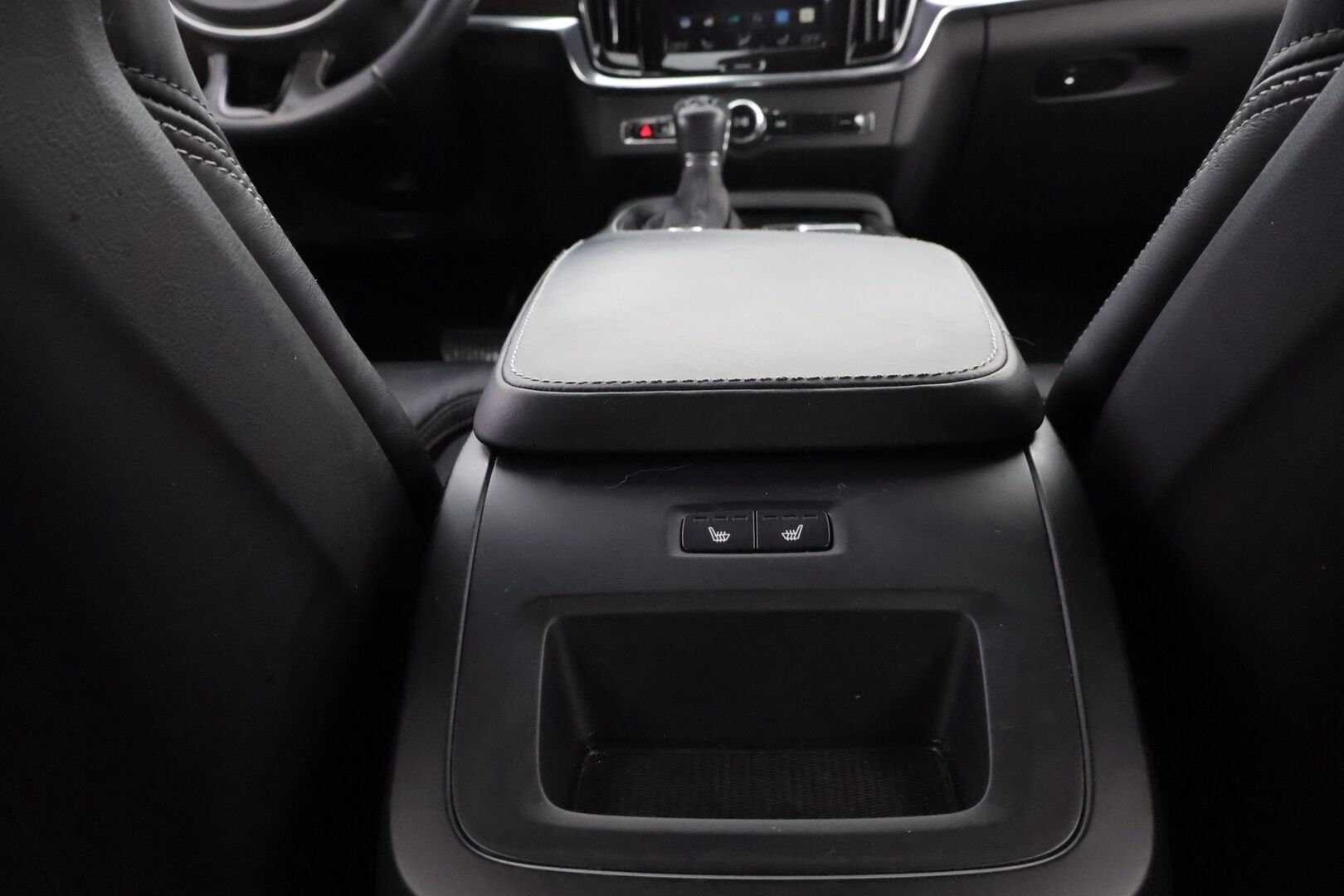 Volvo V90 Cross Country 2019 D4 AWD Plus aut Polestar Engineered * Webasto / Adapt.Vakkari / Hierovat & Ilmastoidut Sporttinahat / 360-Kamera / Koukku - SUPERVARUSTEET / Harvoin tarjolla / Juuri tullut Tampereelle!