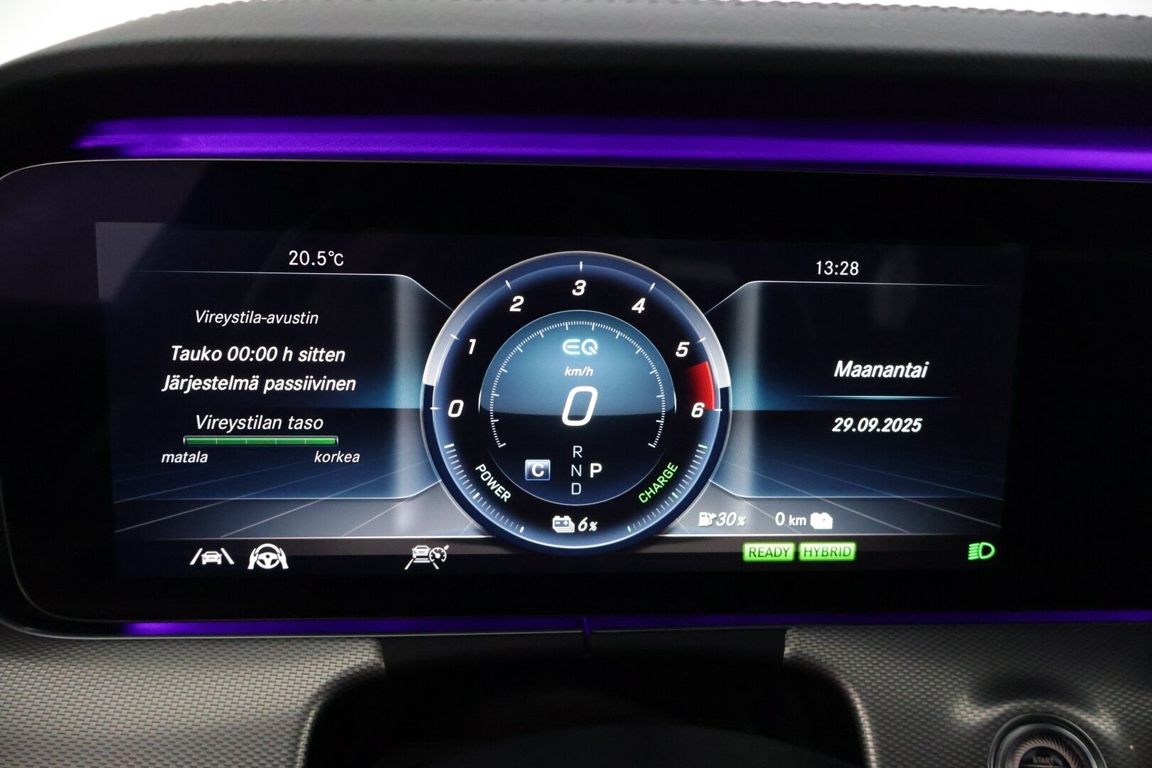 Mercedes-Benz E 2020 300 de T A Business AMG Edition EQ Power *Distronic+ / Multibeam LED / Widescreen / P.Kamera / BLIS / Vetokoukku* - Adapt. Vakkari / Ambient valaistus / Viimeisin huolto 143tkm kohdalla!