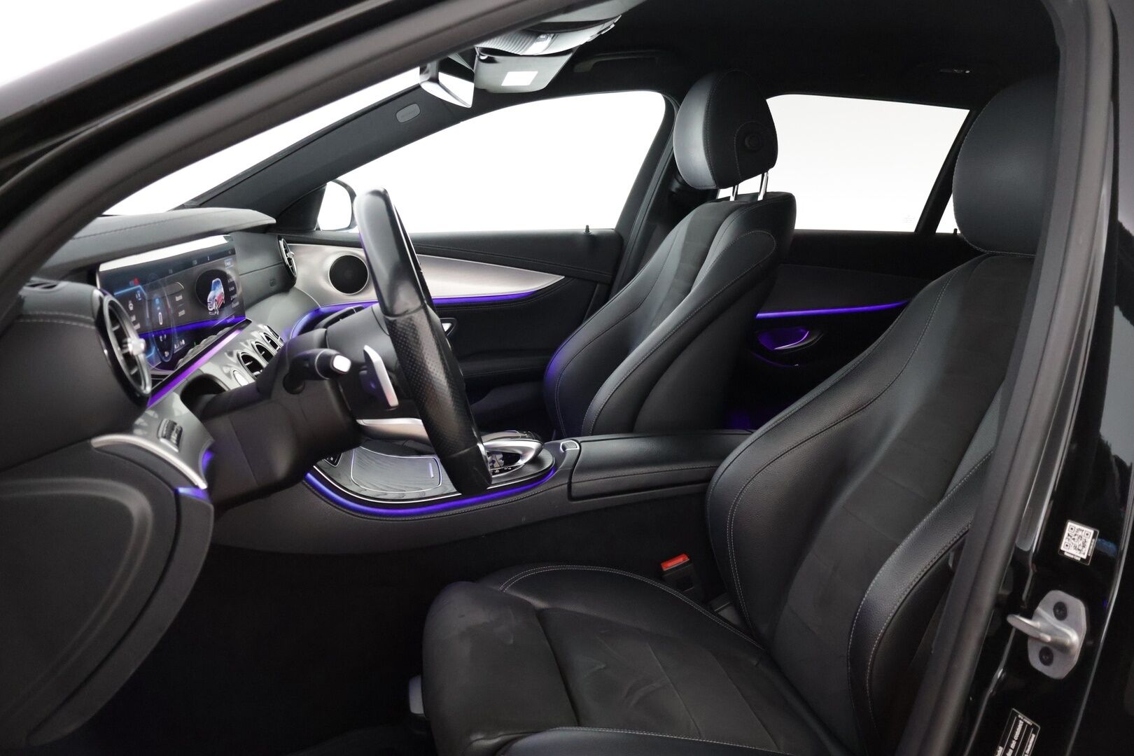 Mercedes-Benz E 2020 300 de T A Business AMG Edition EQ Power * Distronic+ / Multibeam LED / Widescreen / P.Kamera / BLIS * - Adapt. Cruise / Vetokoukku / Asialliset varusteet! - Osta nyt, maksa vasta ensi vuonna