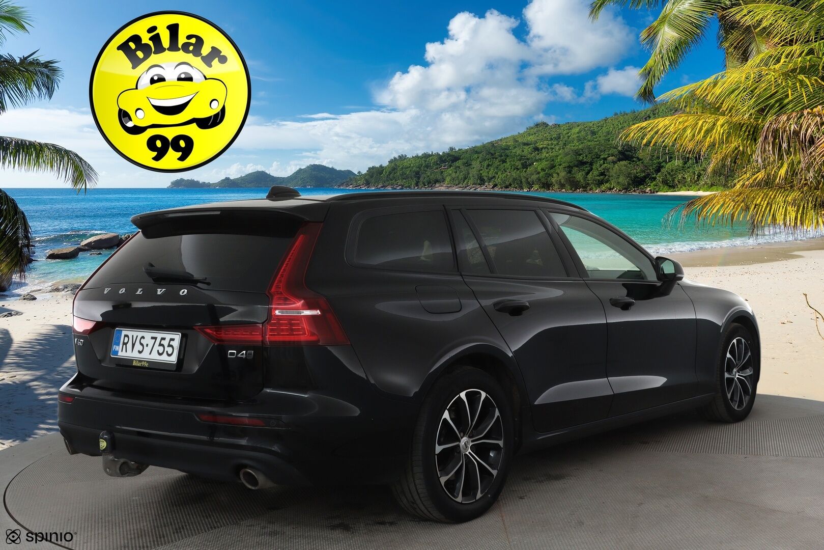 Volvo V60 2020 D4 AWD Momentum aut. *ACC / Webasto / Vaaleat nahat / Navi / LED / Koukku / P.kamera* - Kahdet renkaat aluvanteilla