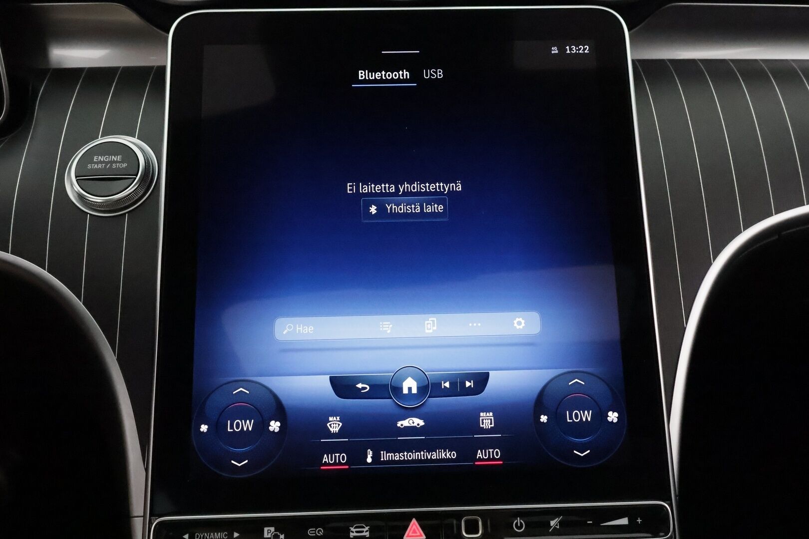 MERCEDES-BENZ C 2022 300e T A Premium Business AMG **Distronic+ / Burmester / Panorama / HUD / 360° / Muistinahat / Digital-LED / Koukku* - 3,99 % KORKOTARJOUS TÄHÄN AUTOON - 2x Latauskaapelit / **HUIPPU VARUSTEET**