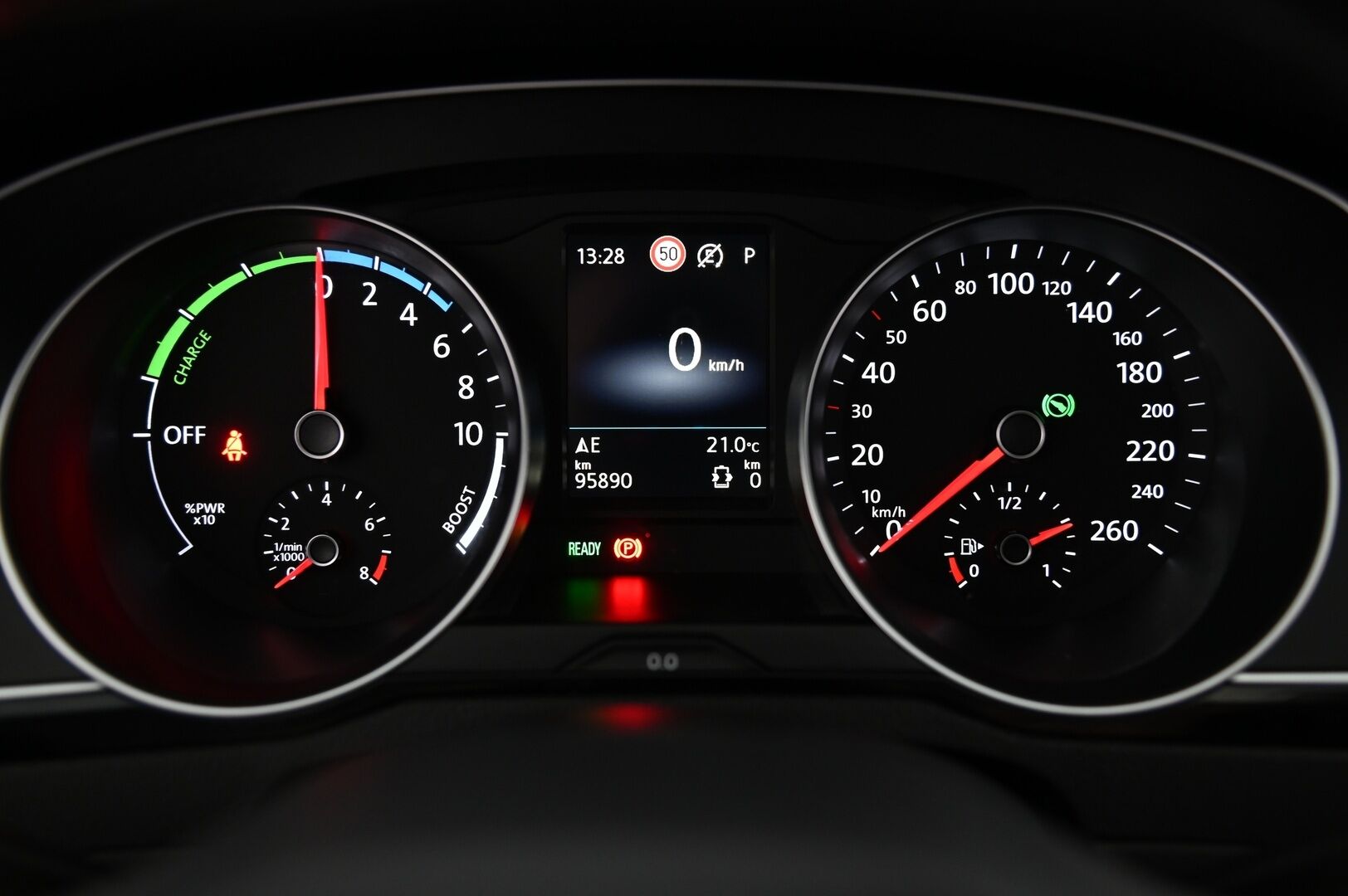 Volkswagen Passat 2020 13 kWh Variant GTE Plug-In Hybrid 160 kW DSG-automaatti  *Nahka-alcantara/  Webasto/  ACC/  Kaistavahti/  Led* - Jakohihna vaihdettu ja huollettu 07/2025 / 2x renkaat / Merkkihuollettu