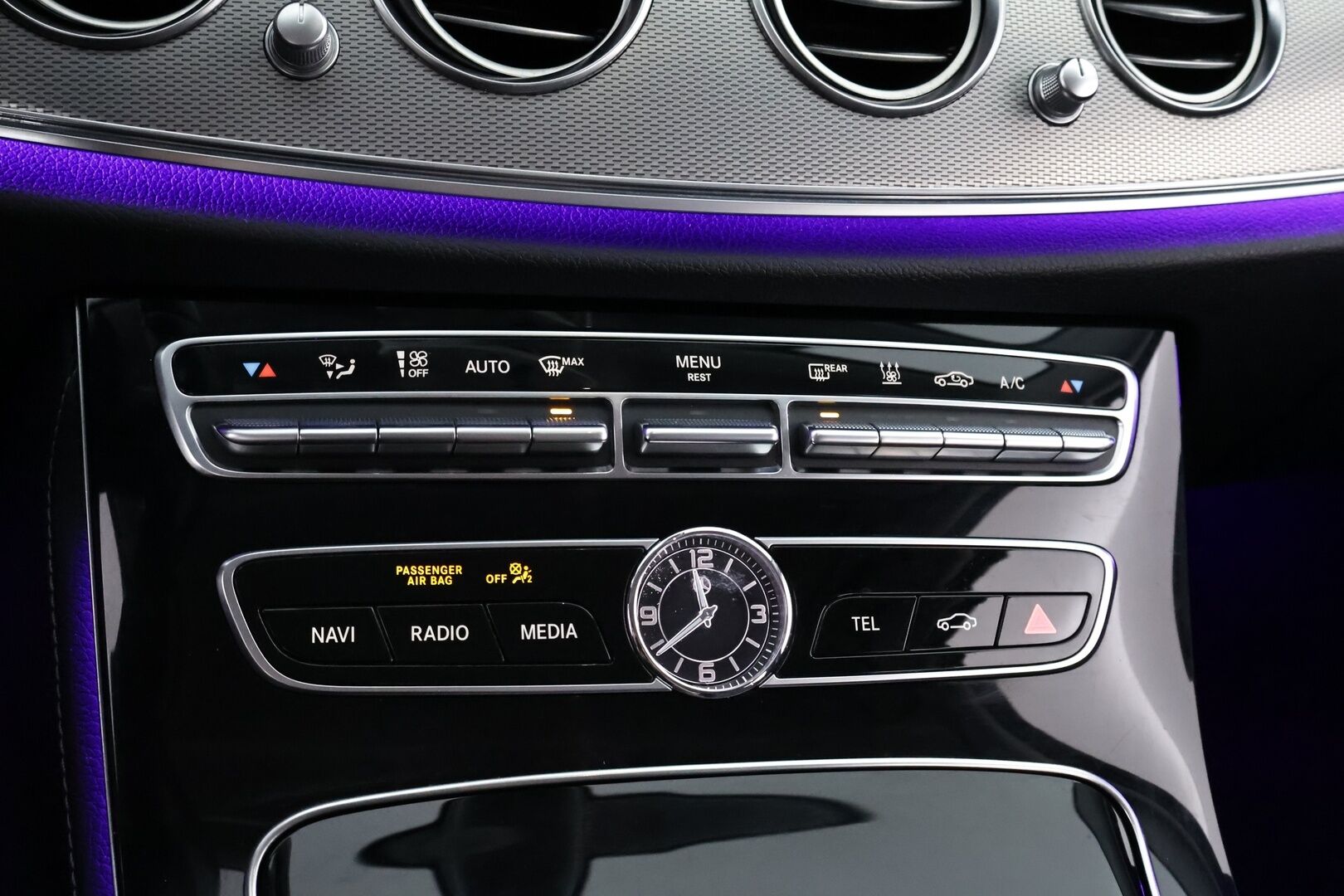 Mercedes-Benz E 2020 300 de T A Business AMG EQ Power - Distronic | LED High Perf | Puolinahka Sporttipenkit | Sähköluukku | Peruutustutkat | Juuri huollettu | SoH 83,2%!!!