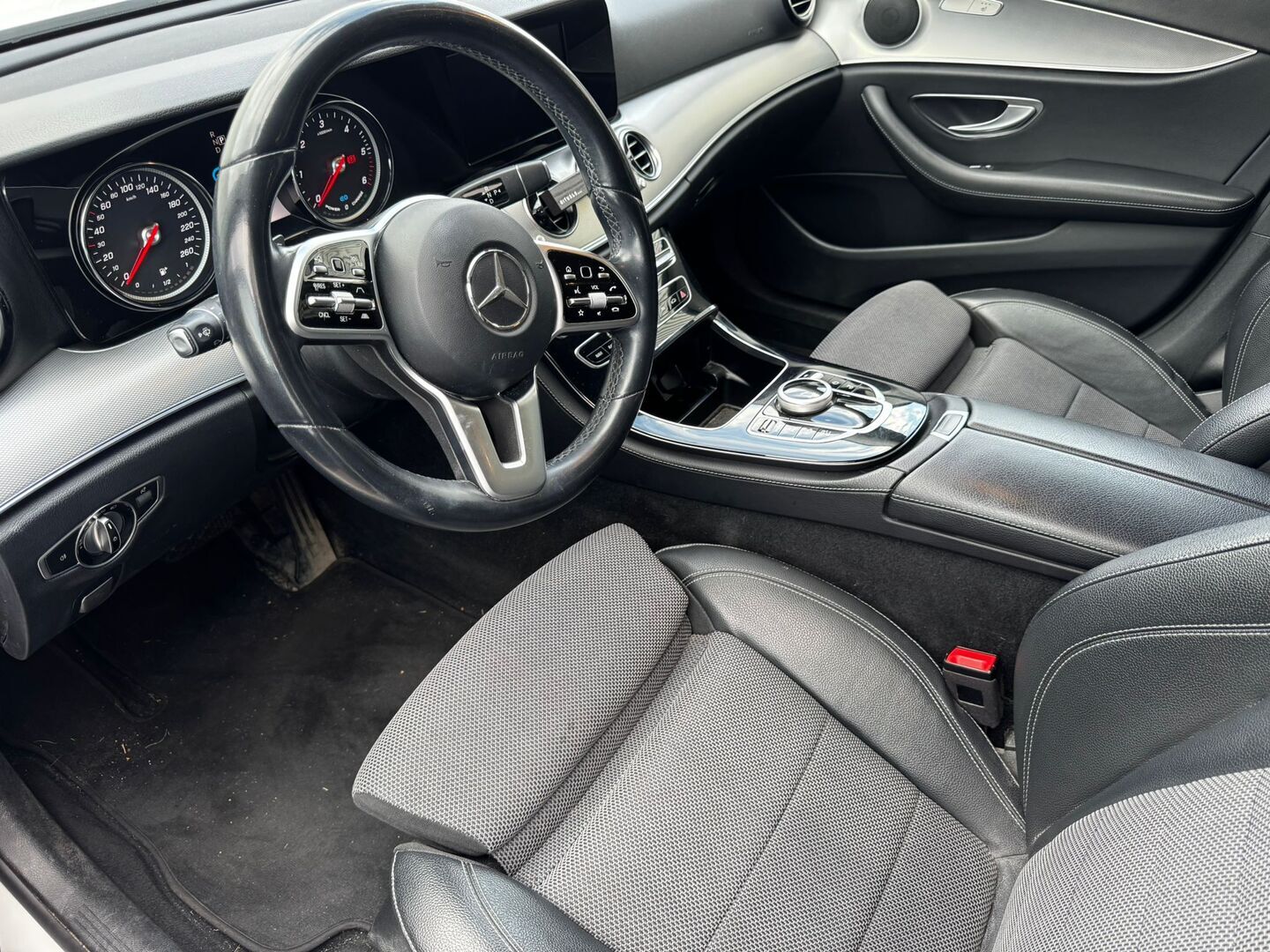 Mercedes-Benz E 300 de T A Business 2020, kuva 4/5