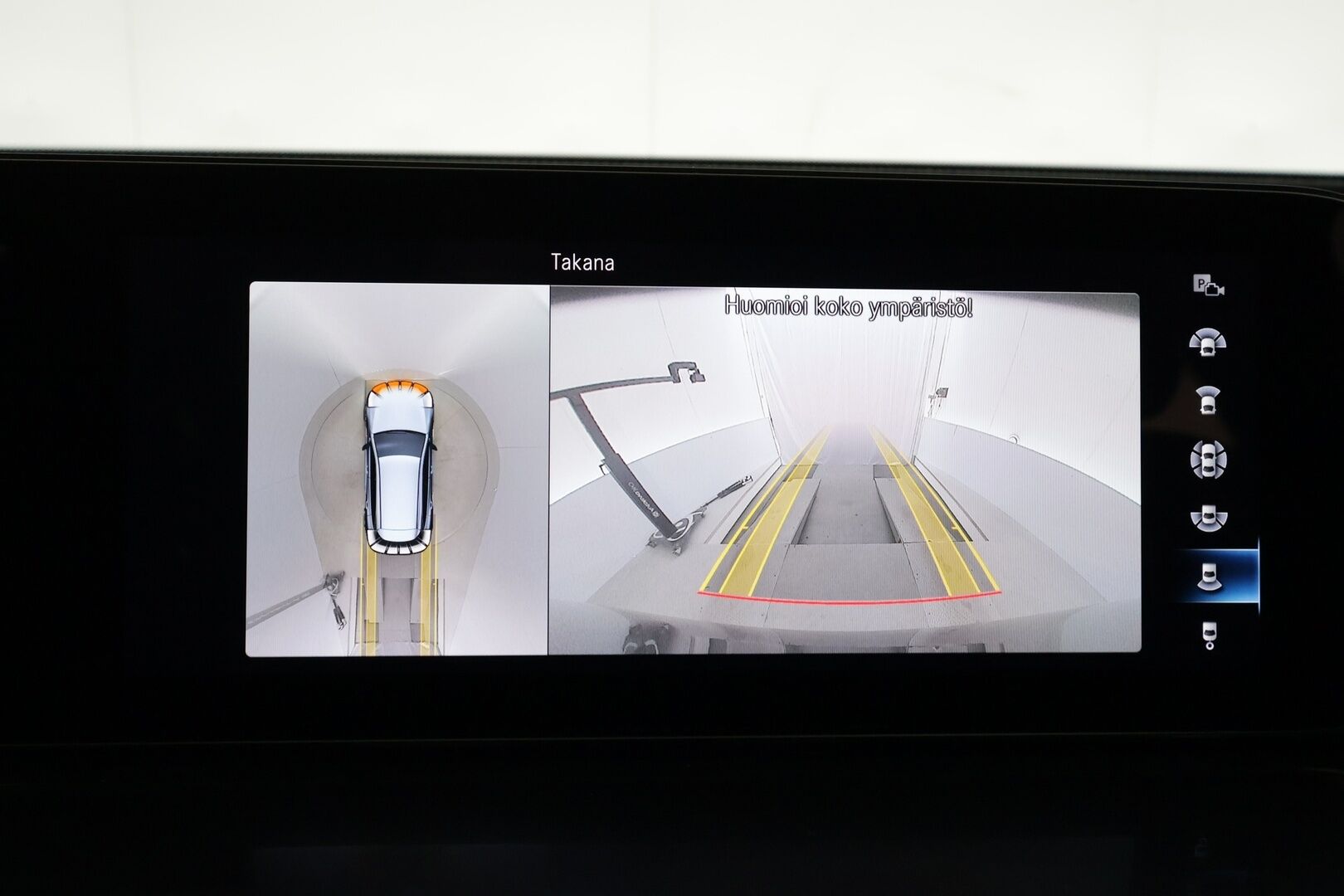 Mercedes-Benz EQC 2023 400 4MATIC Business AMG - | Distronic+ | Lisälämmitin | Koukku | 360-Kamera | Osasähköt | Widescreen | Puolinahat | LED | Kahdet Renkaat |