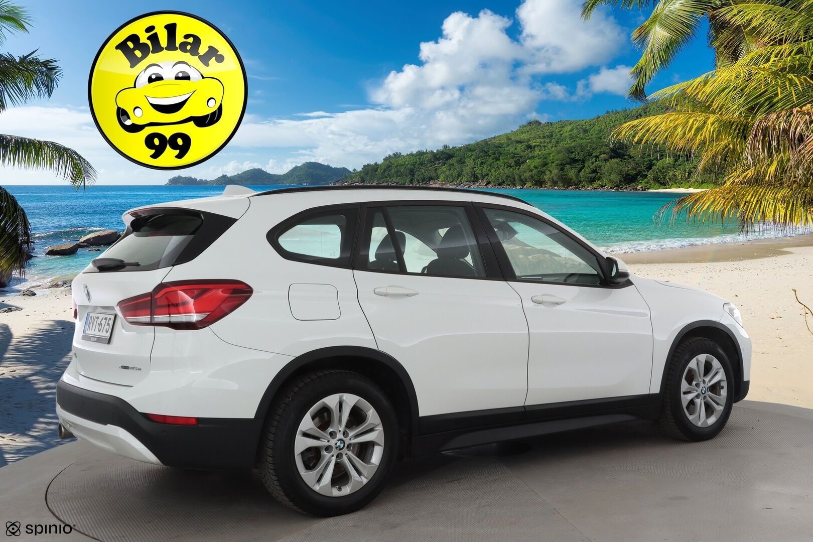 BMW X1 2020 F48 xDrive25e A Business * Vakkari / P.tutkat / Navi / Lisälämmitin / LED / Sähköinen Takaluukku * - Kahdet renkaat aluvanteilla - HULLUT AVAJAISHULINAT KORKOTARJOUS 3,29 %