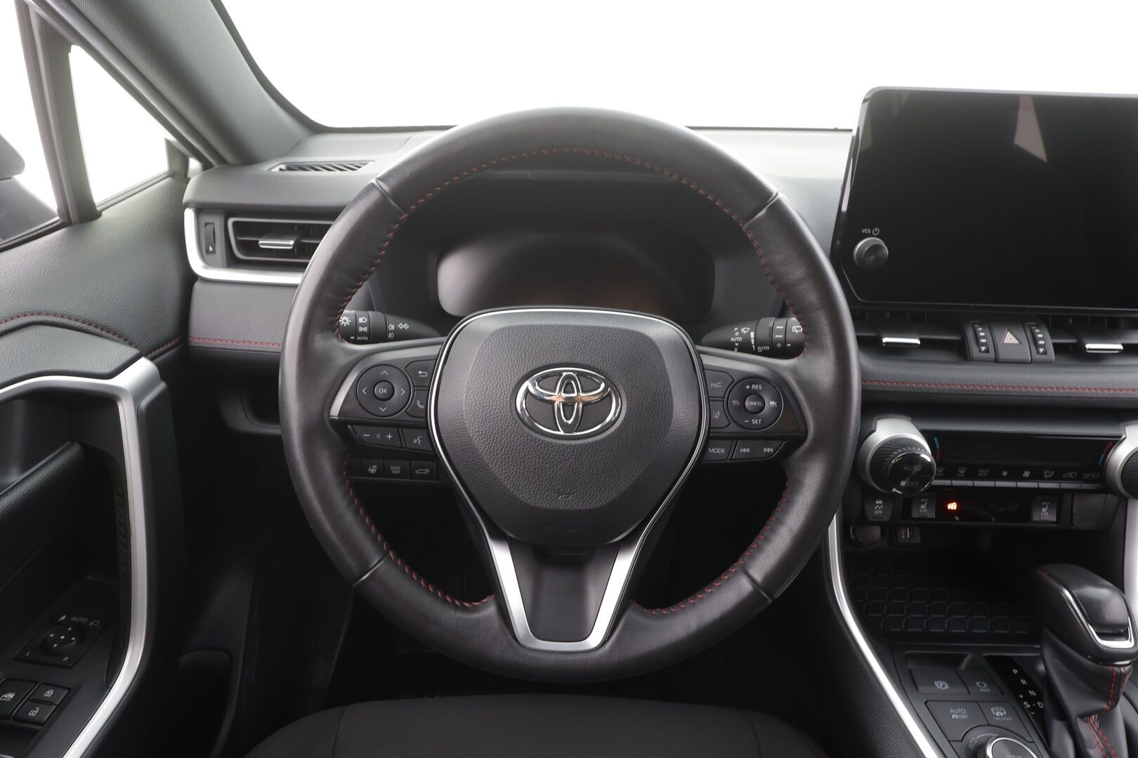 Toyota RAV4 Plug-in 2024 2,5 Hybrid AWD-i Active Plus Edition - | ACC | Koukku | P.Kamera | Digimittari | Katvevaroitin | Navi | Facelift | Ratinlämmitin | Sähköpenkki | Keyless | Sähköluukku | 1.Om Suomi-auto | Kahdet renkaat aluvanteilla | Merkkihuollettu |