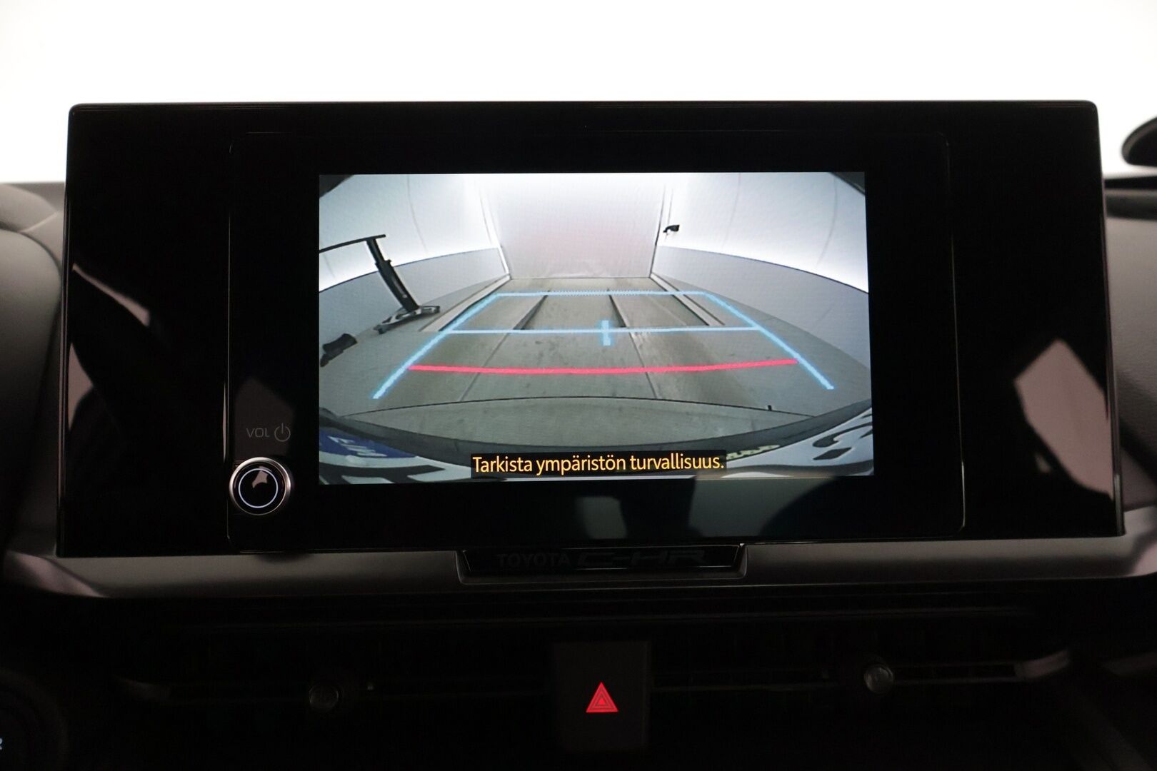 Toyota C-HR 2024 1,8 Hybrid Active Plus *KeylessGo / Adapt. vakkari / Lane assist / Wireless Carplay / P. kamera!* - 3,99 % KORKOTARJOUS TÄHÄN AUTOON - *Huolto juuri tehty Toyotalla! 2x melkein uudet renkaat ja vanteet!*