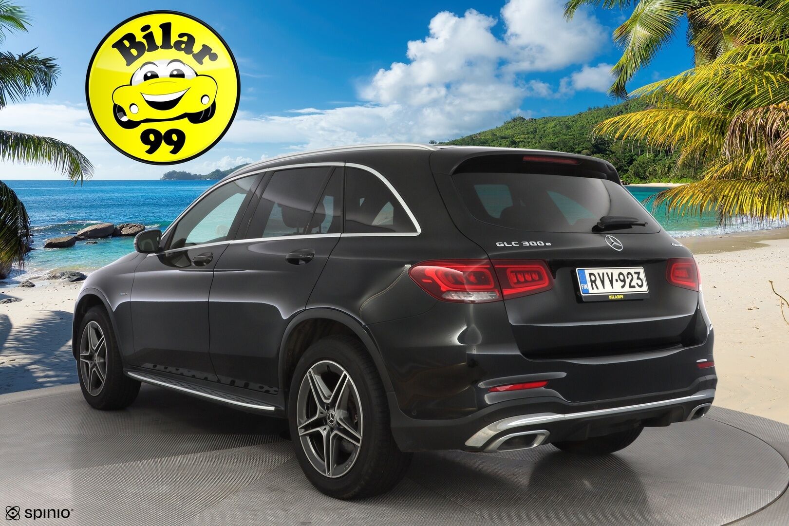 Mercedes-Benz GLC 2020 300 e 4MATIC A Business EQ Power * Koukku / Kamera / Navi / Vakkari / Burmester * - Kahdet renkaat / AMG / Astinlaudat