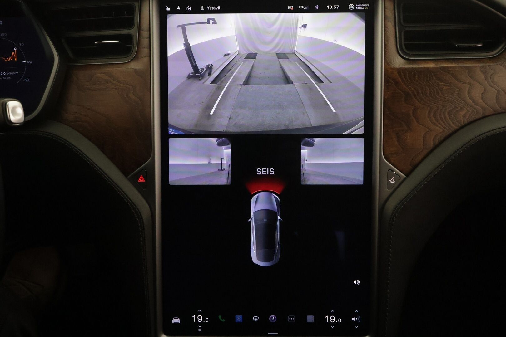 Tesla Model S 2021 Long Range AWD * Ilma-alusta / ACC / LED / P.Kamera / Muistipenkki / Navi / Kaistavahti / Keyless * - 2x Latauskaapelit / Kahdet renkaat aluvanteilla