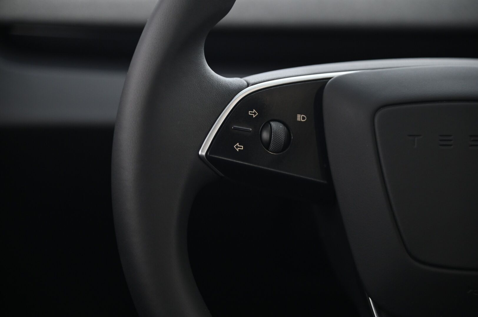 Tesla Model 3 2024 Standard Range Plus