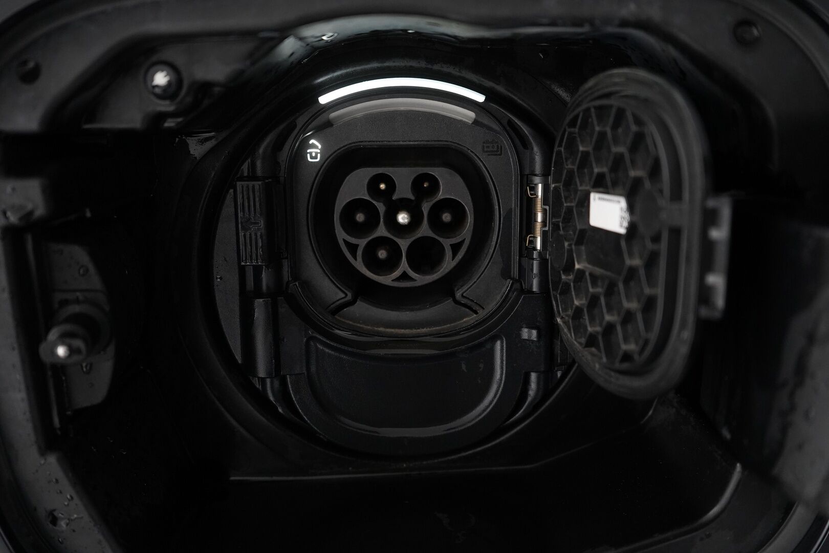 Mercedes-Benz A 2020 250 e A Business Style EQ Power * Kamera /  Vakkari /  Navi / Tutkat / Widescreen * - Juuri katsastettu / SoH 95.4% - HULLU BLACKWEEK KORKOTARJOUS 2,49%