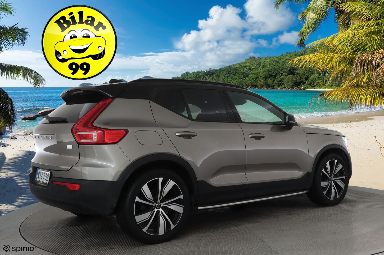 Volvo XC40 2022 T4 TwE R-Design Edition aut **Webasto / Koukku / Panorama / ACC / LED / P.Kamera / Sporttipenkit / Kaistavahti** - 3,99 % KORKOTARJOUS TÄHÄN AUTOON 21.9. ASTI! - 2x Latauskaapelit / Kahdet Renkaat / Merkkihuollettu!